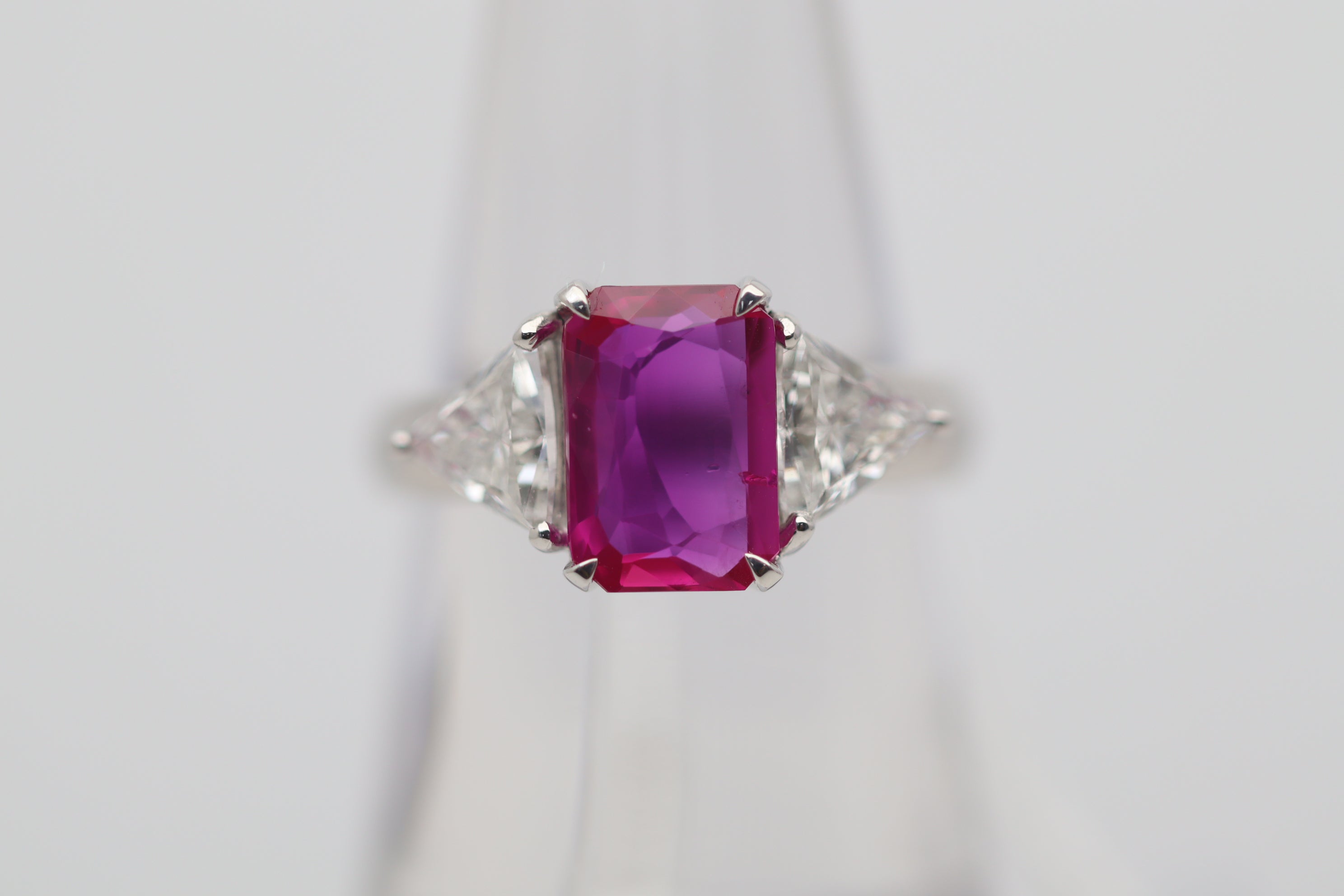 2.31 Carat Burmese Ruby Diamond Platinum 3-Stone Ring, GIA Certified