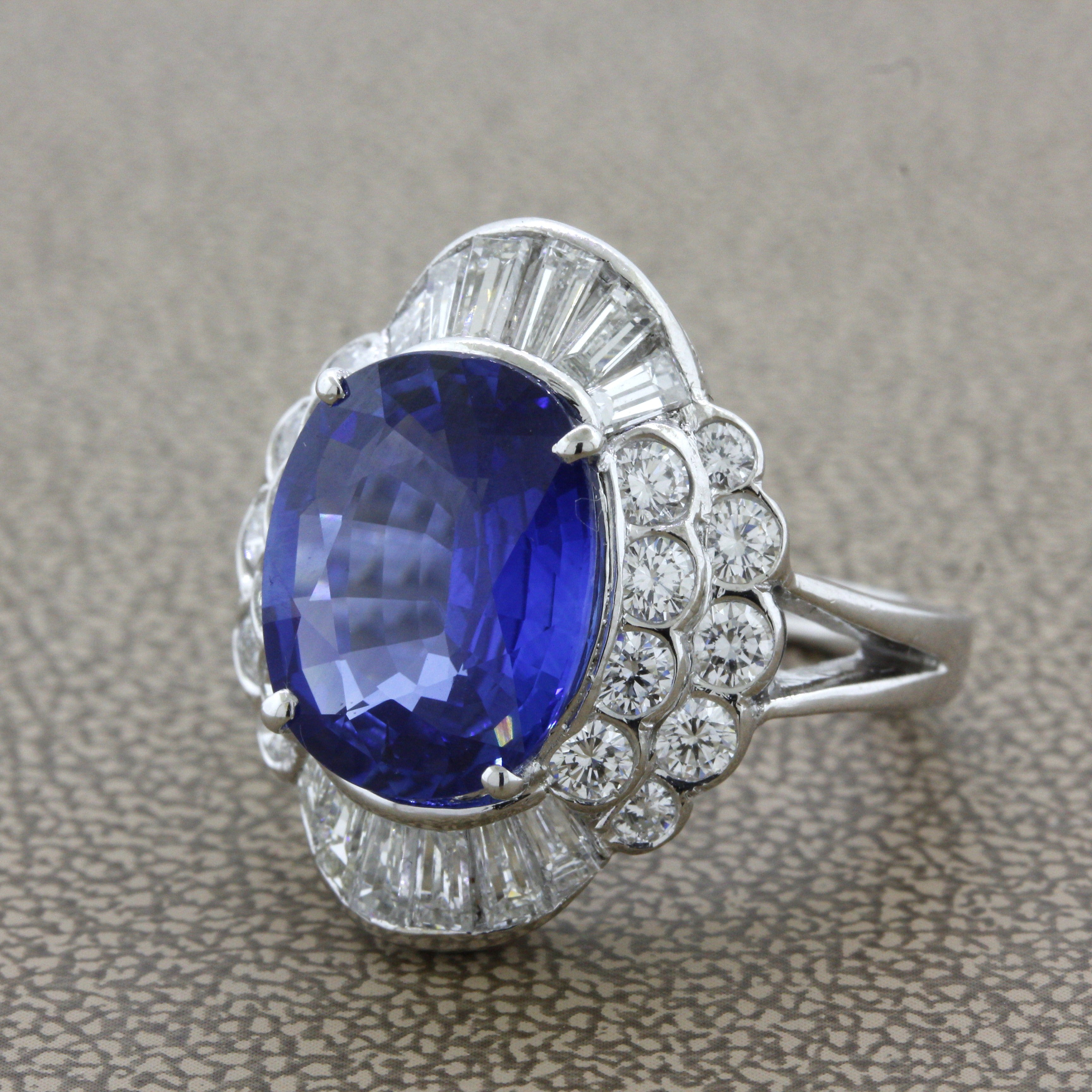 6.47 Carat Ceylon Sapphire Diamond Gold Ring, GIA Certified