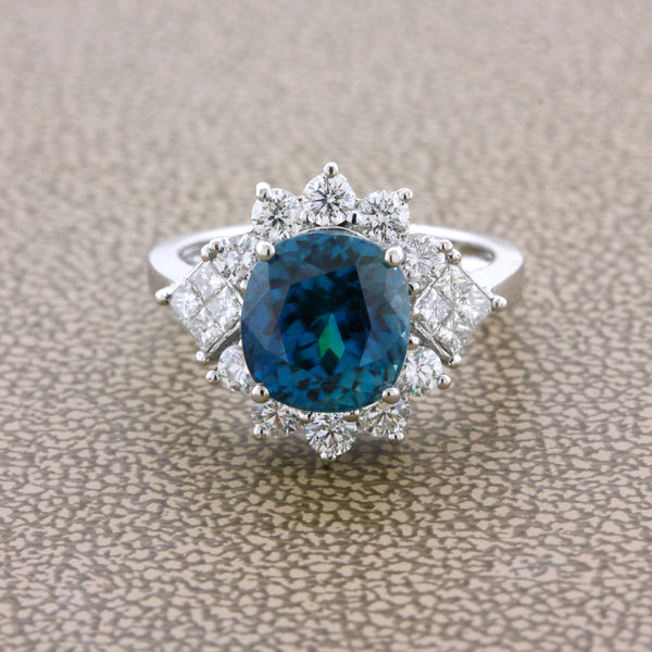 4.91 Carat Fine Blue Zircon Diamond Gold Ring