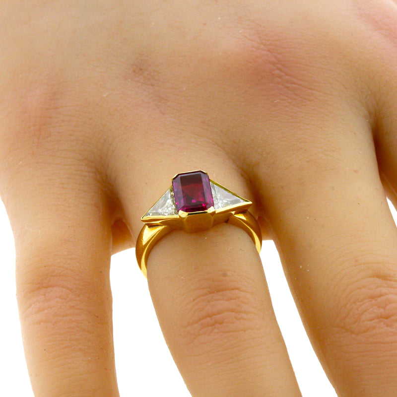 Delightful 22K Gold 4CT Yellow Sapphire Ring – Andaaz Jewelers