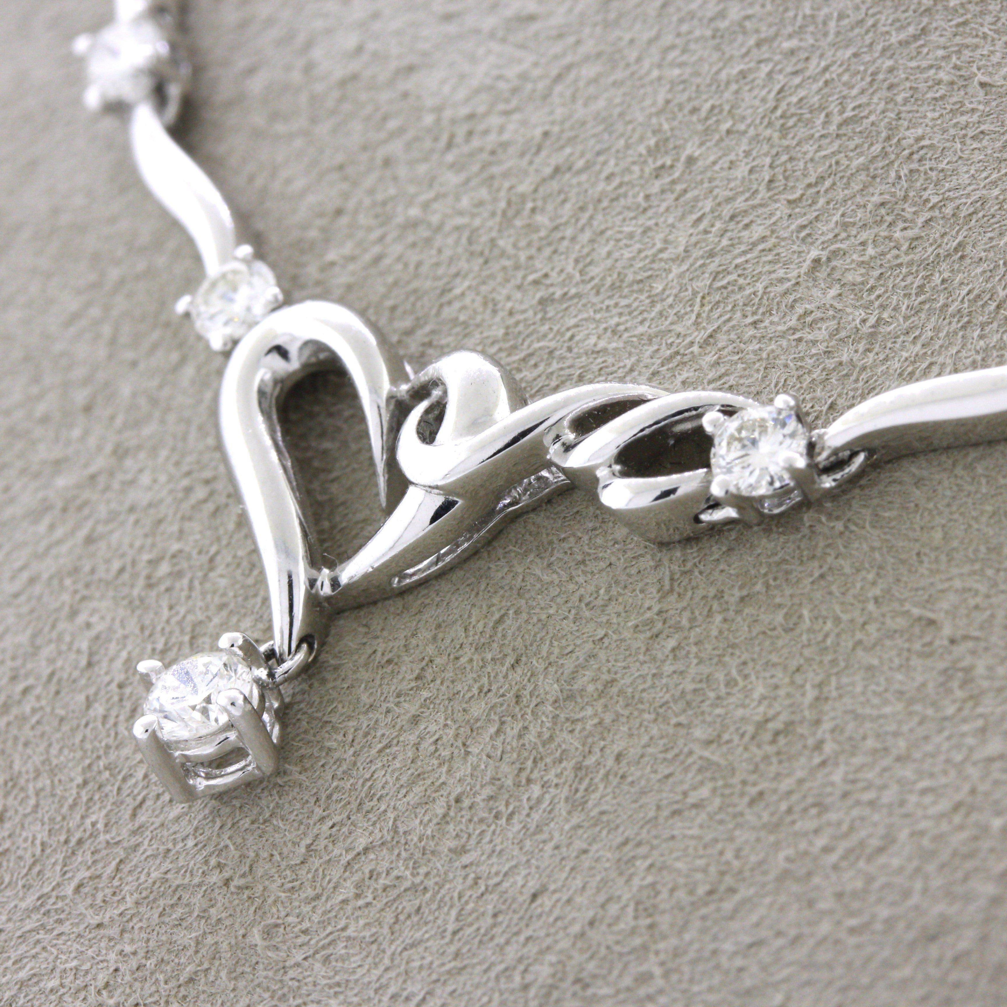 Diamond Gold Heart-Motif Necklace