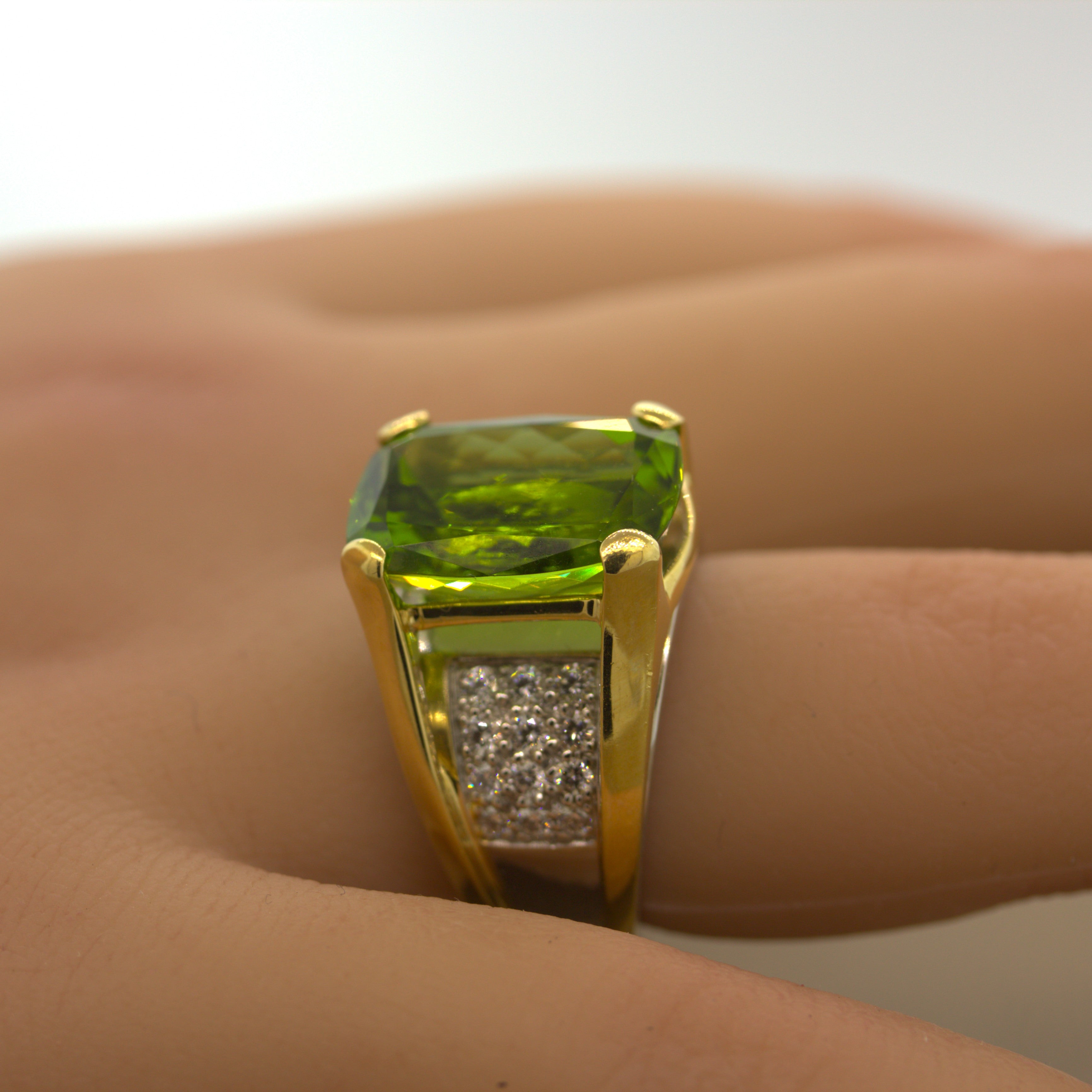 Peridot Diamond Gold & Platinum Two-Tone Cocktail Ring