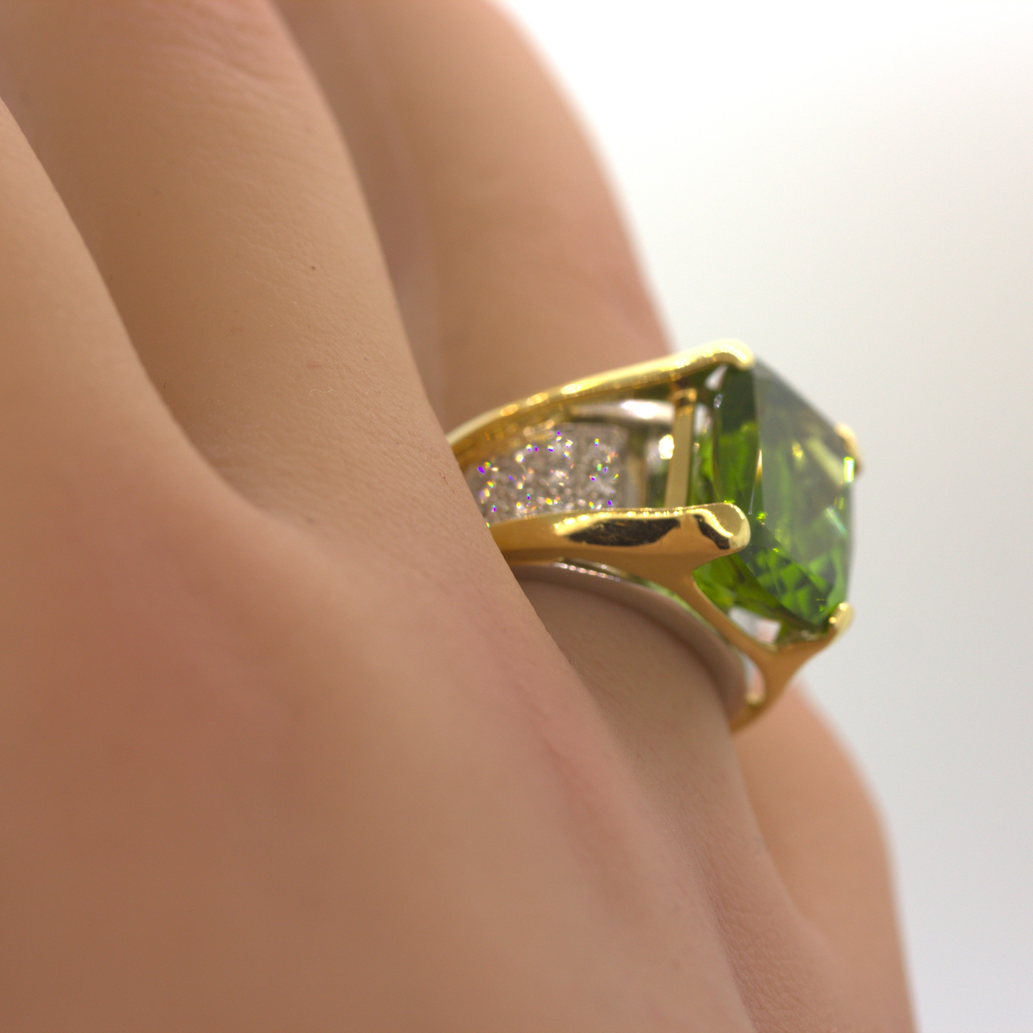 Peridot Diamond Gold & Platinum Two-Tone Cocktail Ring