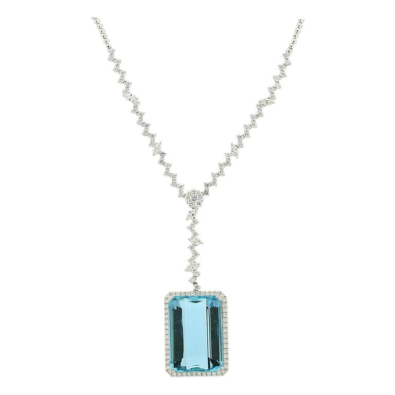 Magnificent Aquamarine Diamond Gold Necklace