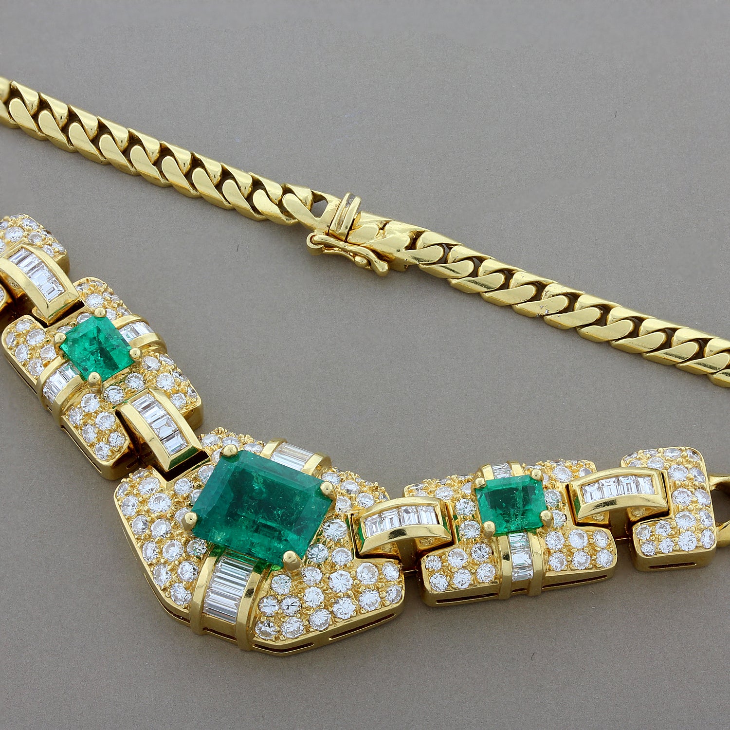 Emerald Diamond Gold Necklace