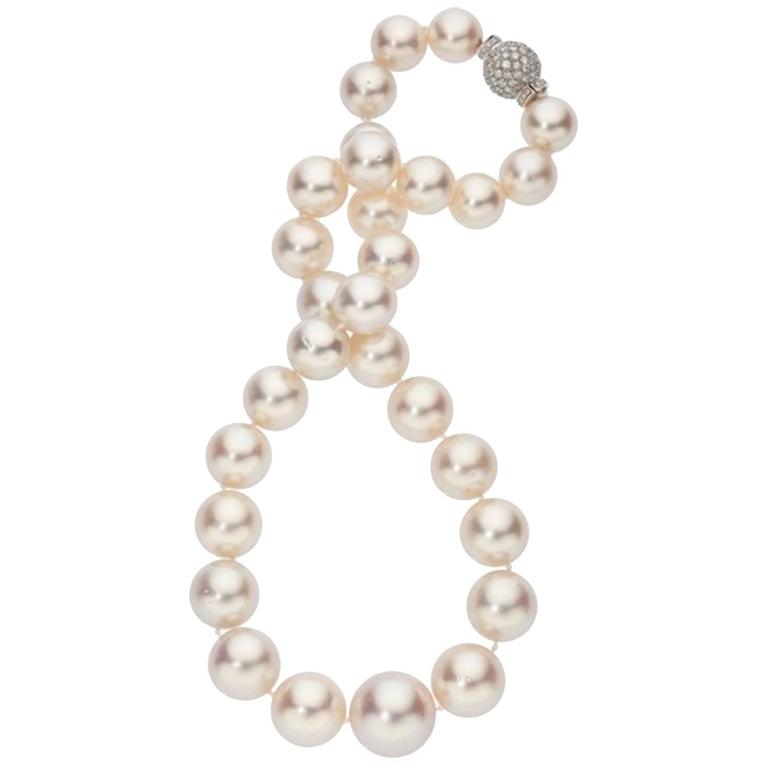 South Sea Pearl Diamond Clasp Gold Necklace