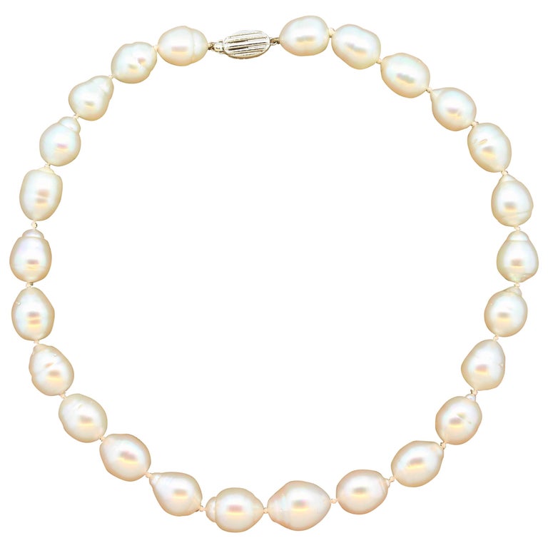 Baroque Pearl Gold Necklace