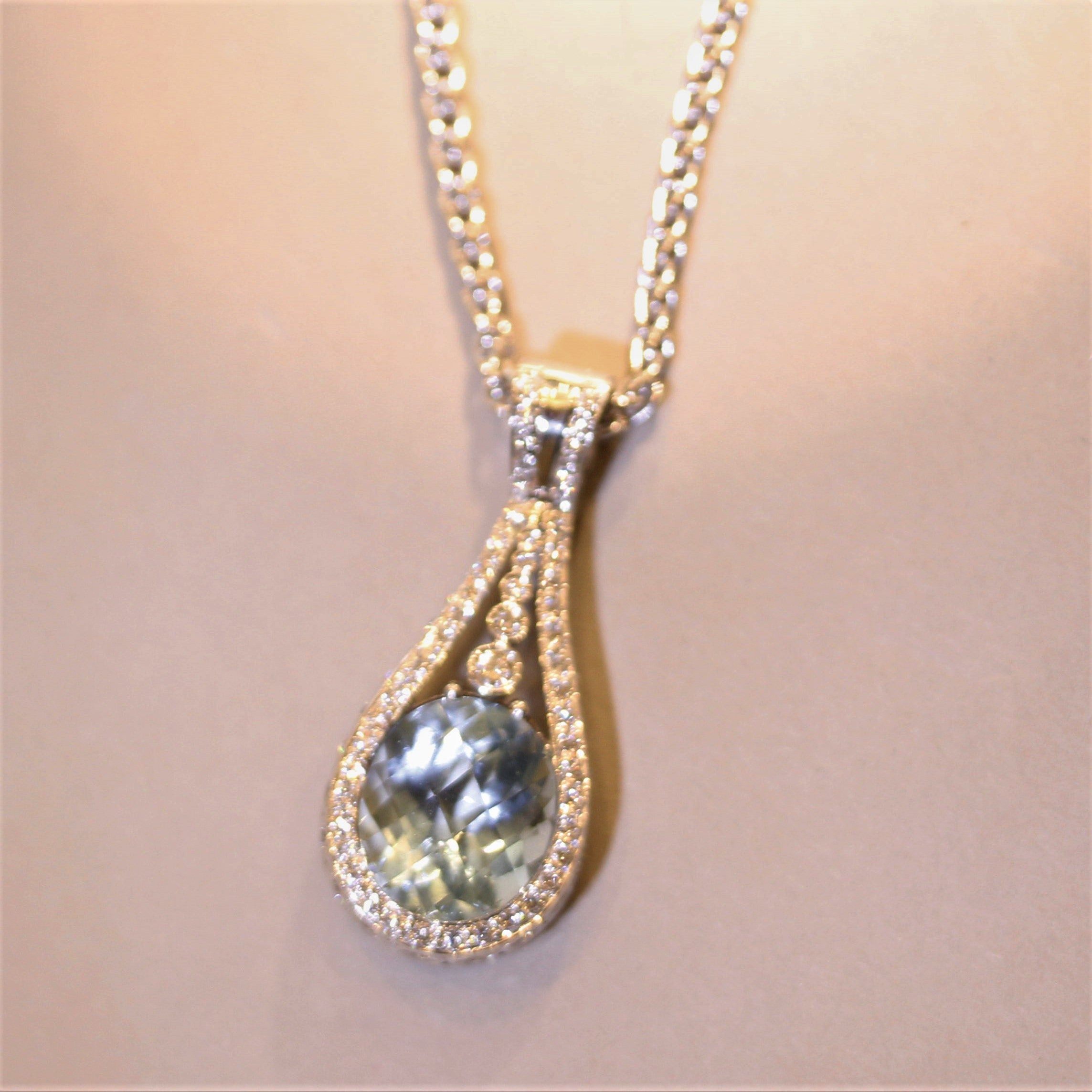 Aquamarine Diamond Gold Pendant