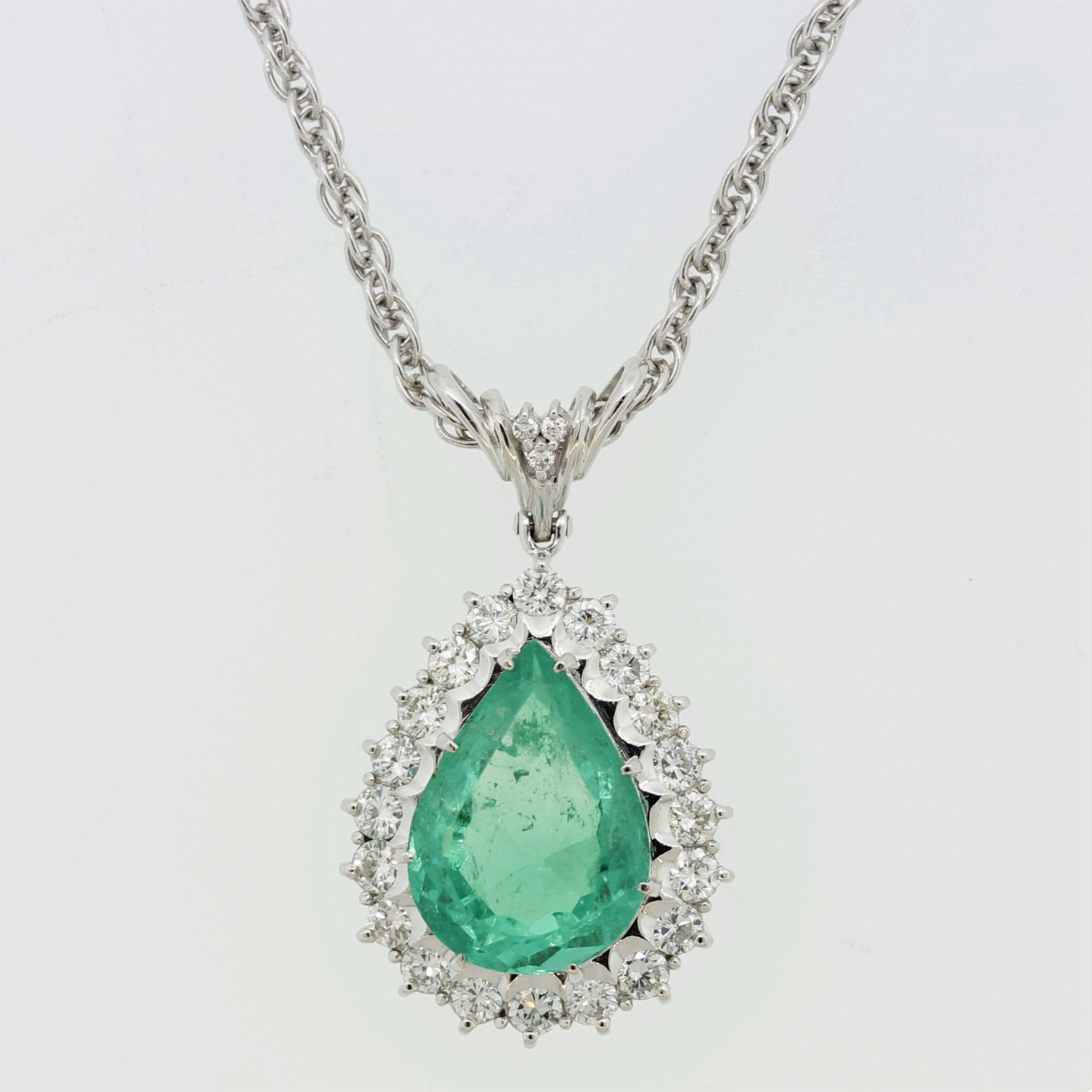 Colombian Emerald Diamond Halo Platinum Pendant, GIA Certified