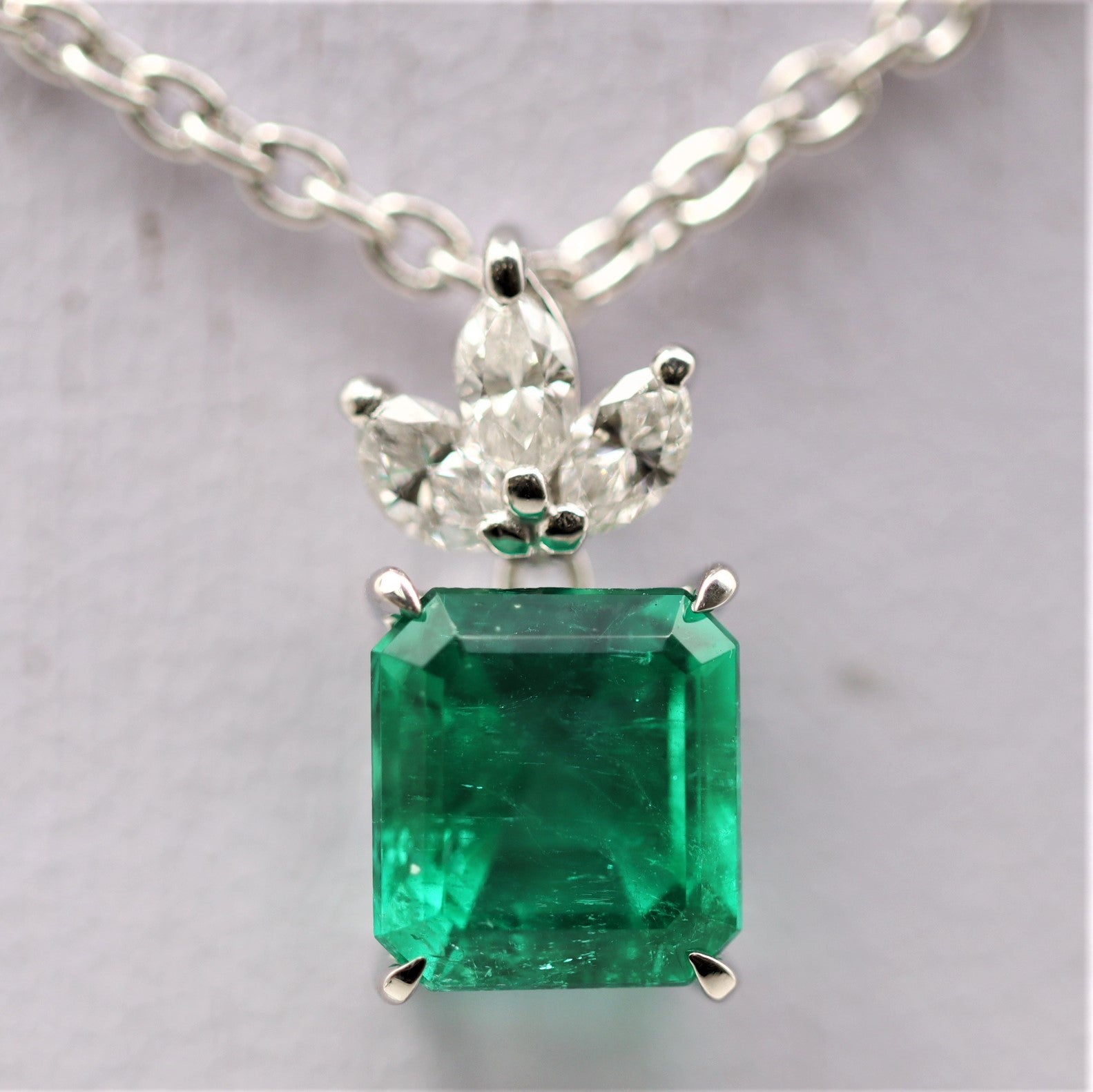 Fine Colombian Emerald Diamond Platinum Pendant, GIA Certified