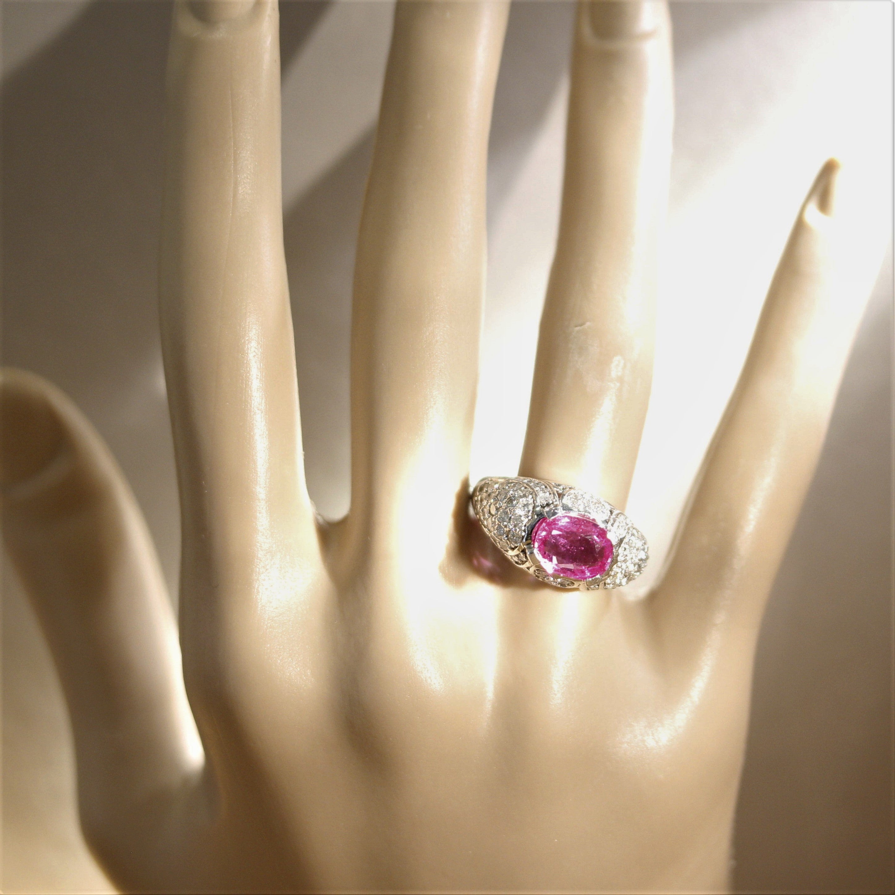 Hot-Pink Sapphire Diamond Gold “Heart-Motif” Ring