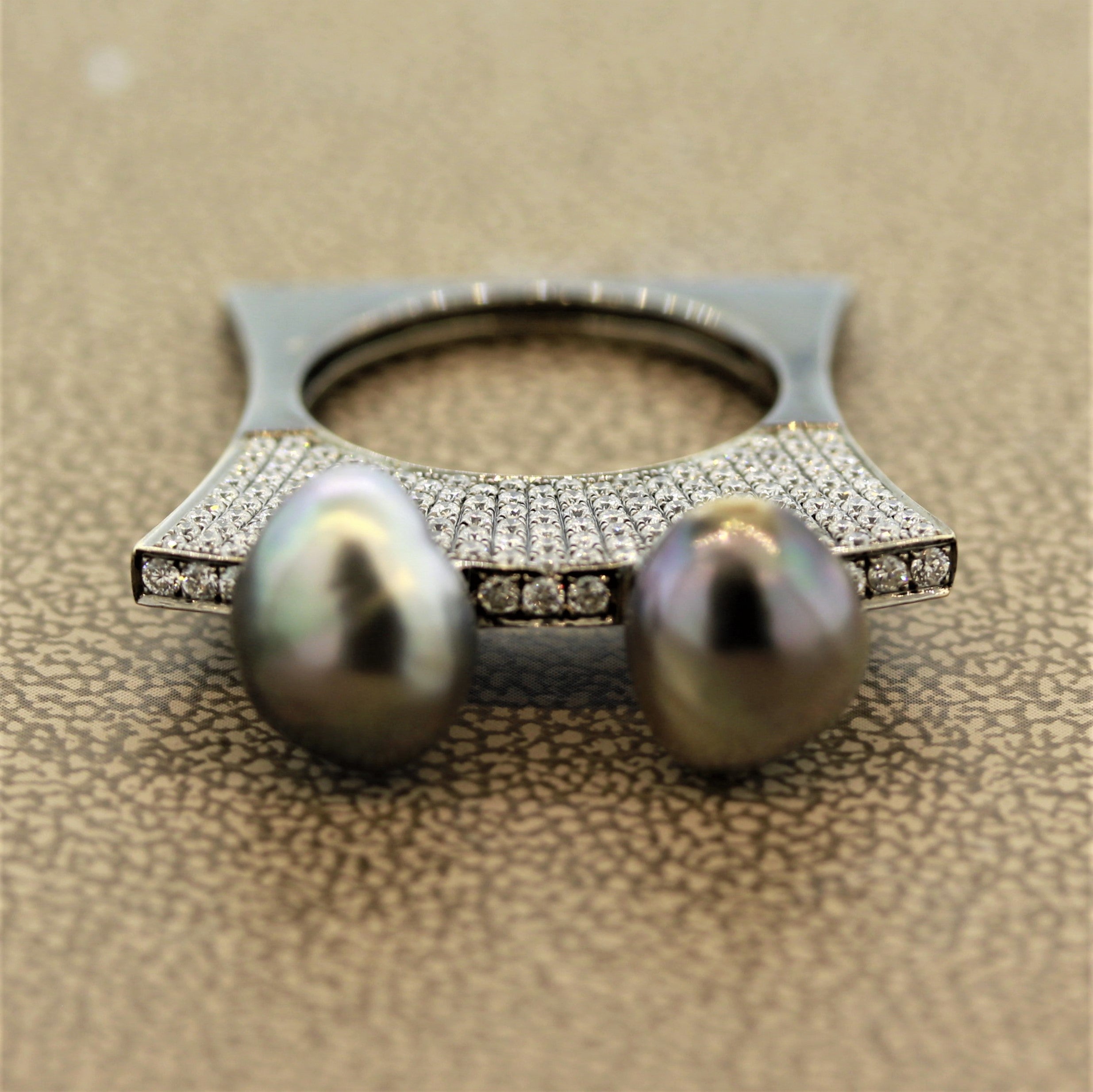 Modern Tahitian Pearl Diamond Gold Slim Slice Ring