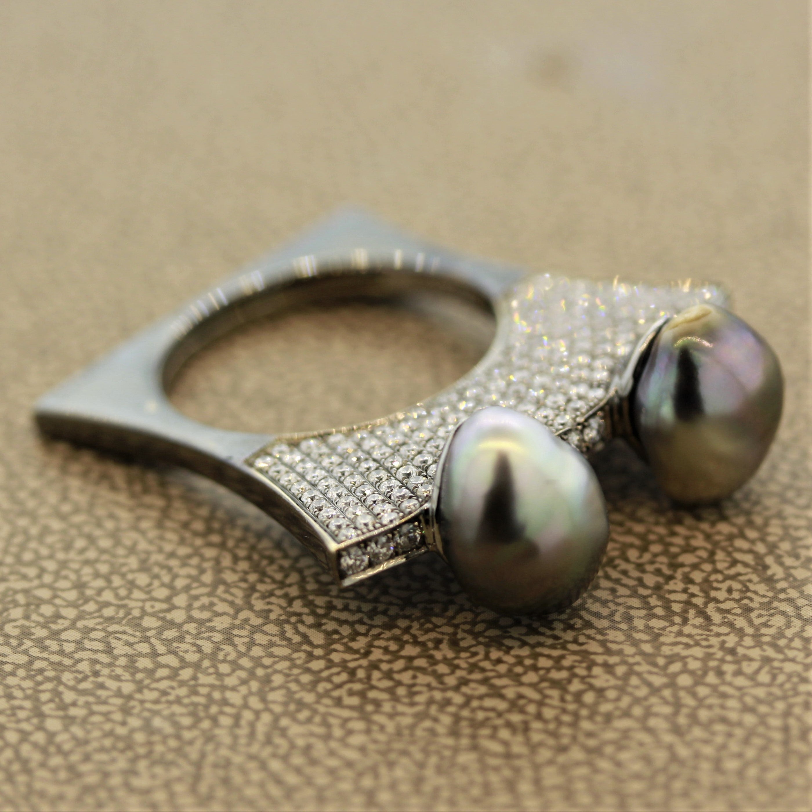 Modern Tahitian Pearl Diamond Gold Slim Slice Ring