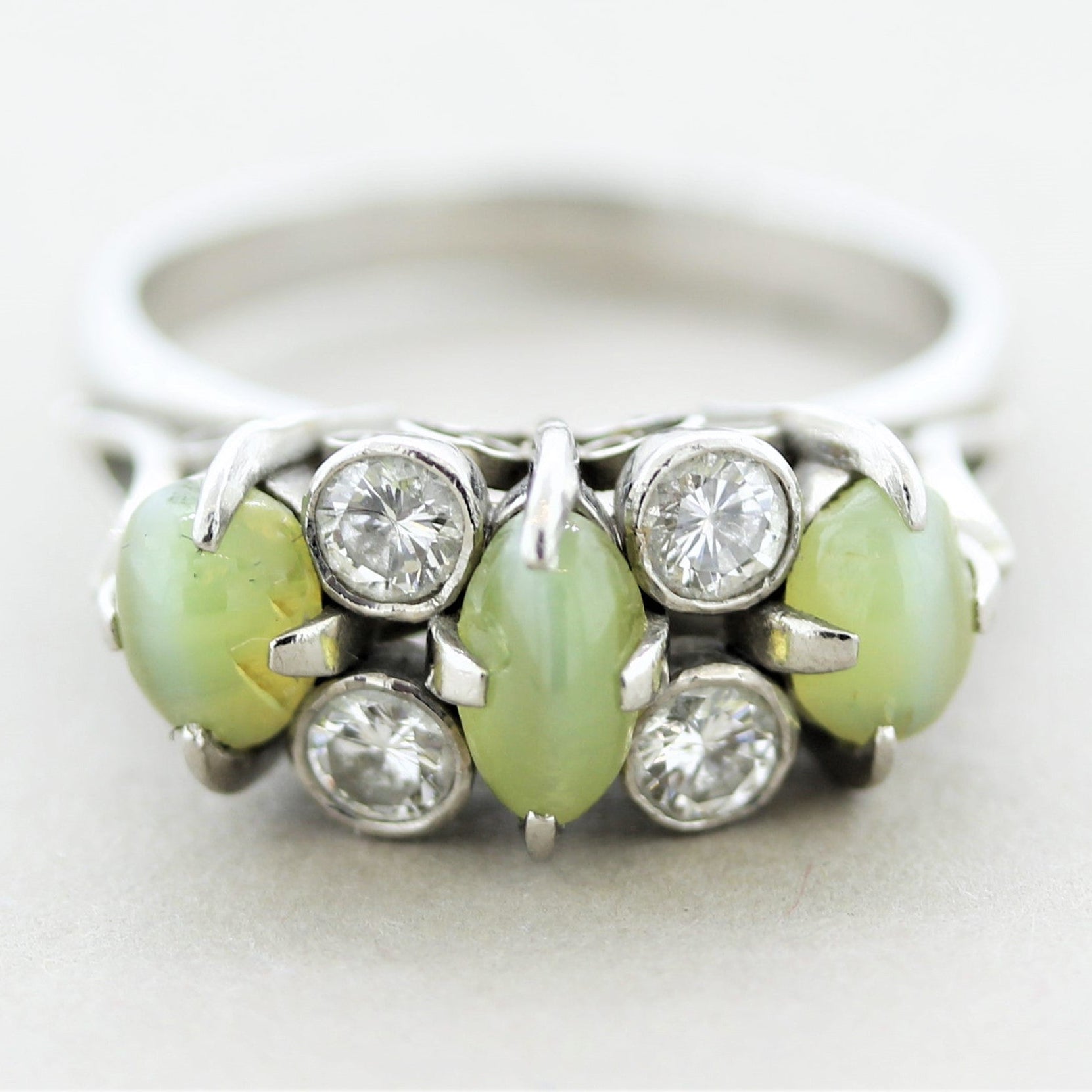 Estate Cats Eye Chrysoberyl Diamond Platinum Ring