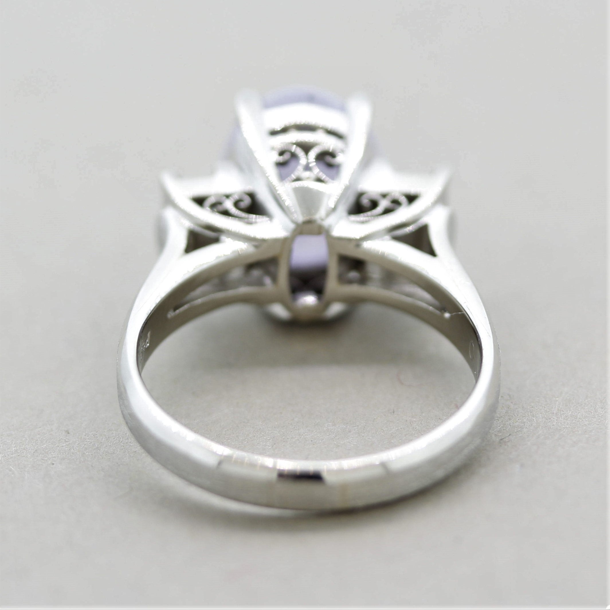 Lavender Jadeite Jade Diamond Platinum 3-Stone Ring