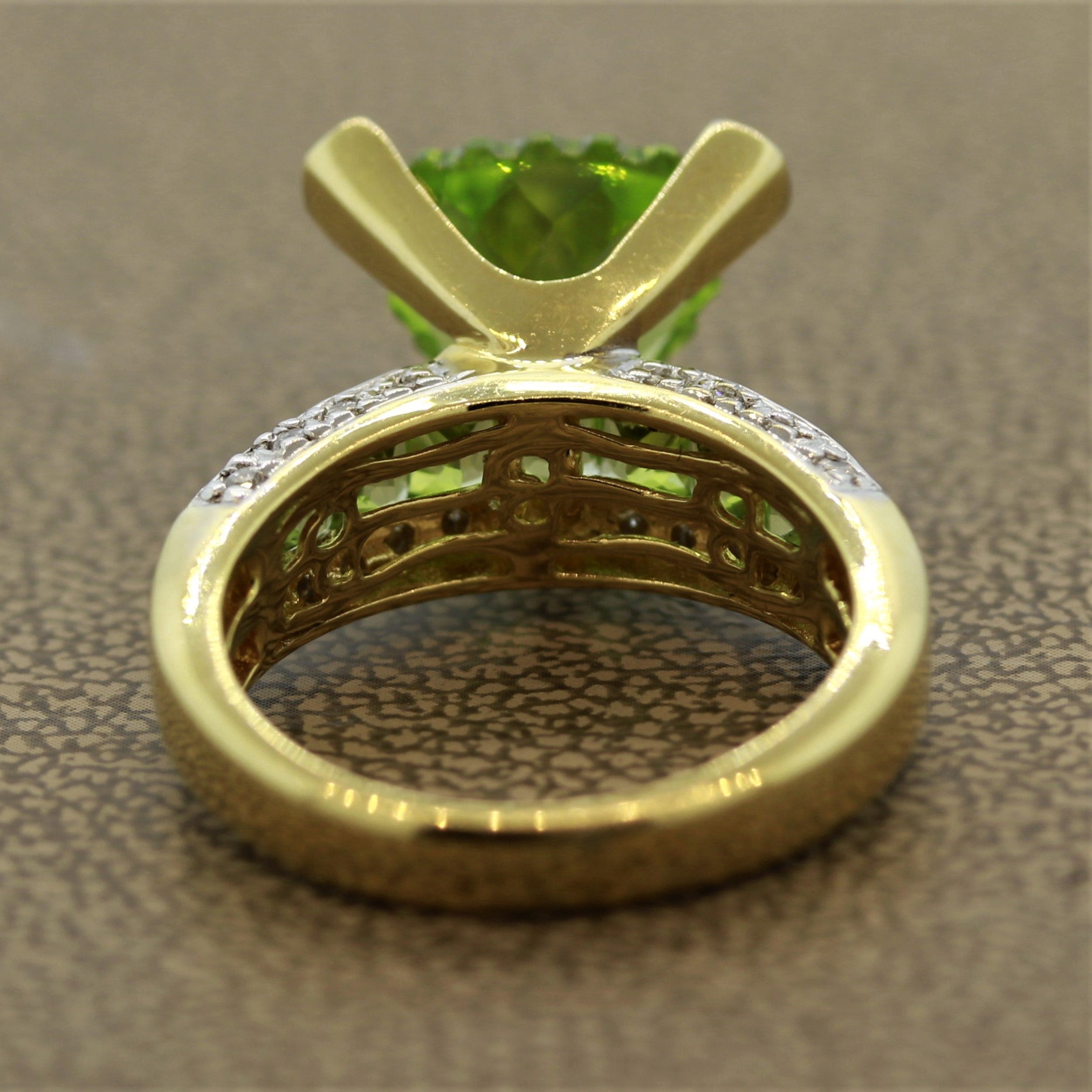 Bellarri Peridot Diamond Gold Ring