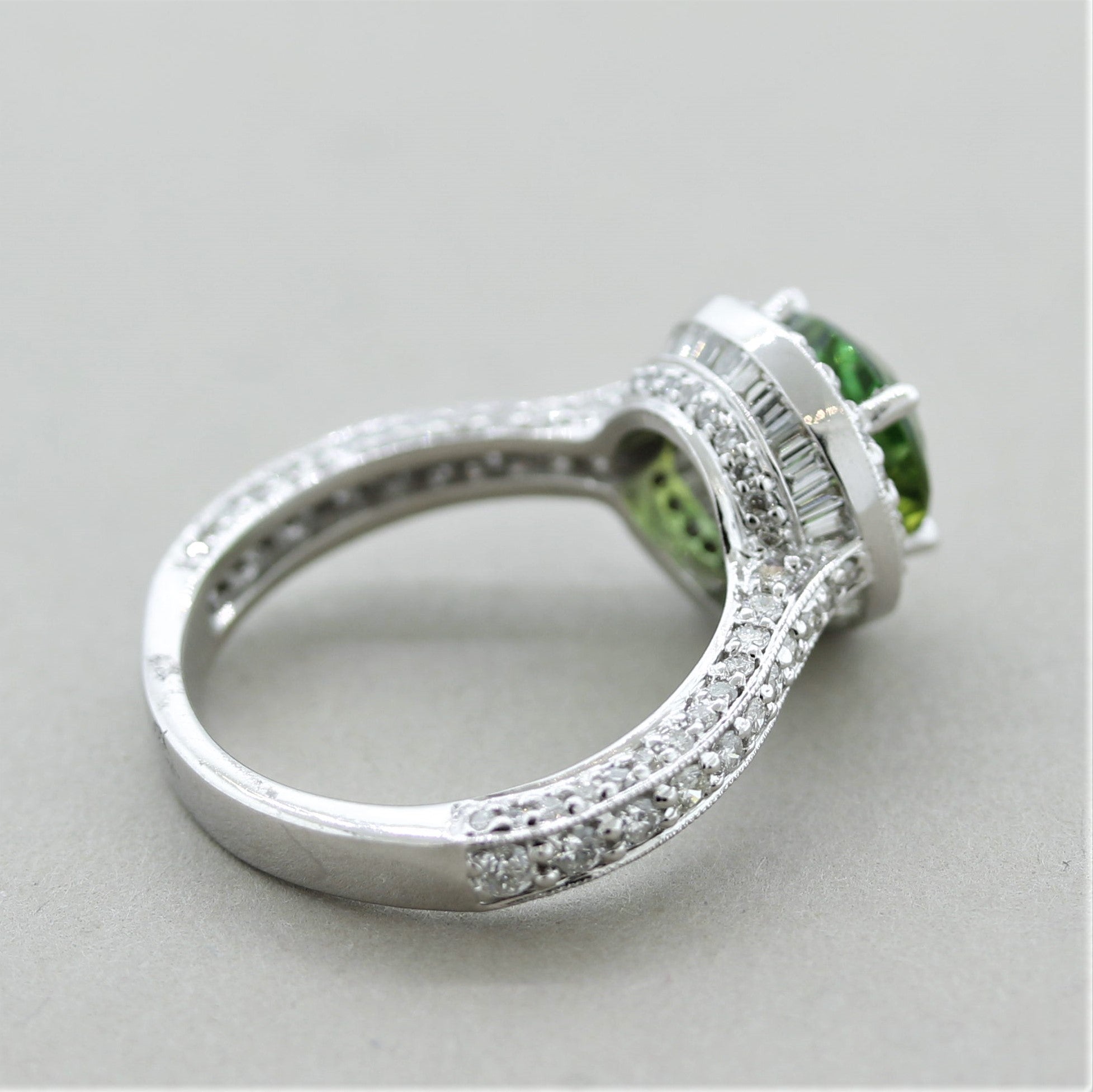 Green Tourmaline Diamond Gold Ring