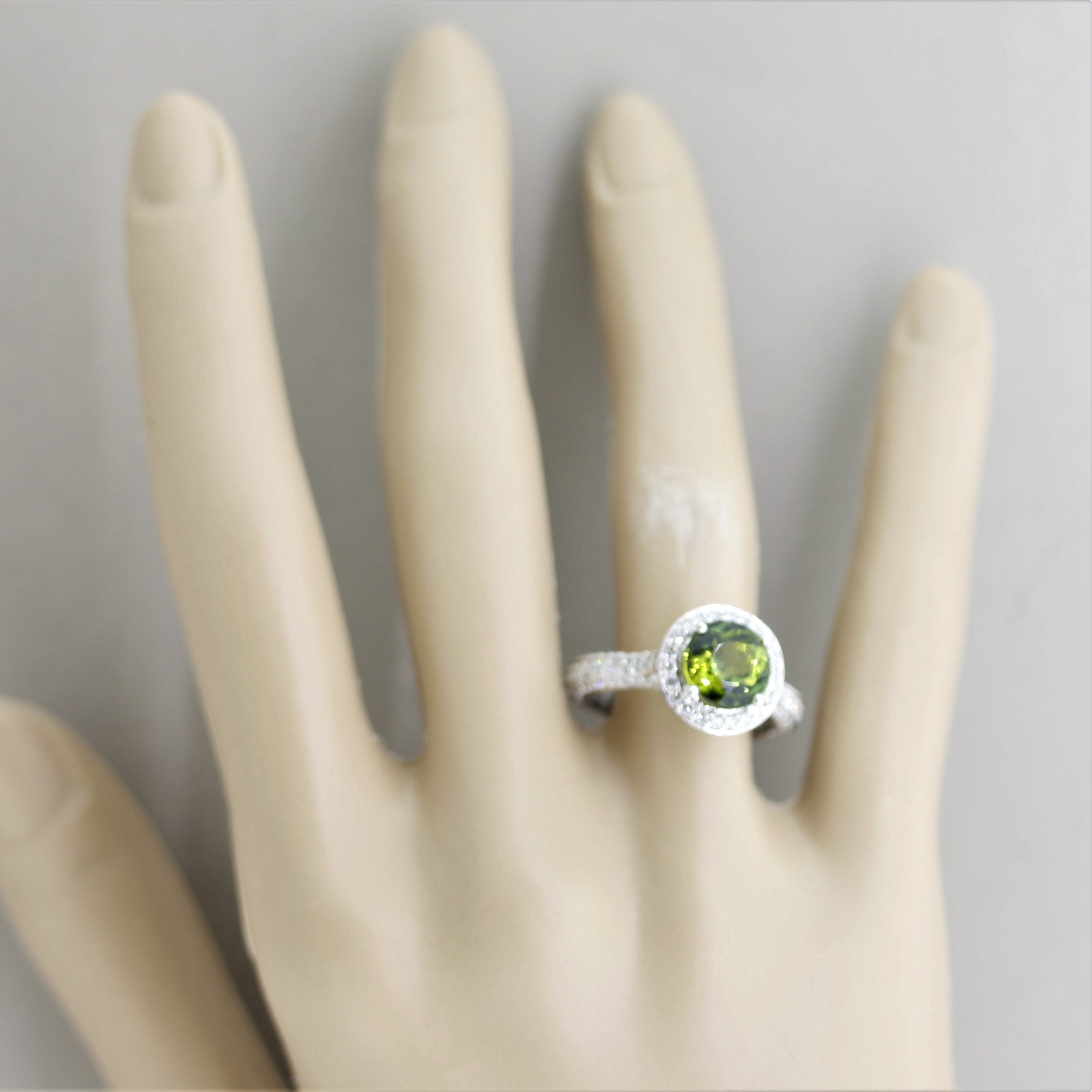 Green Tourmaline Diamond Gold Ring