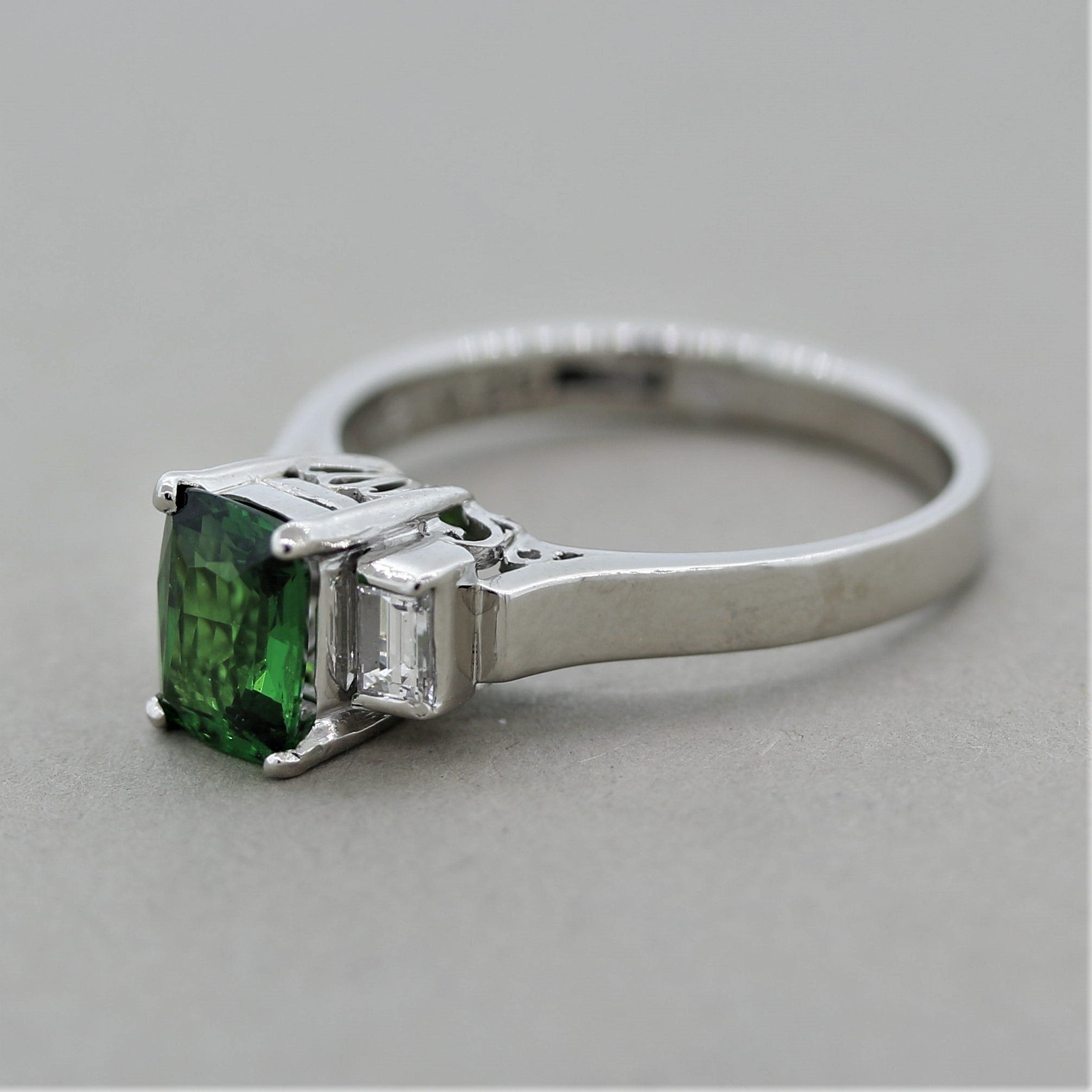 Tsavorite Diamond Platinum 3-Stone Ring