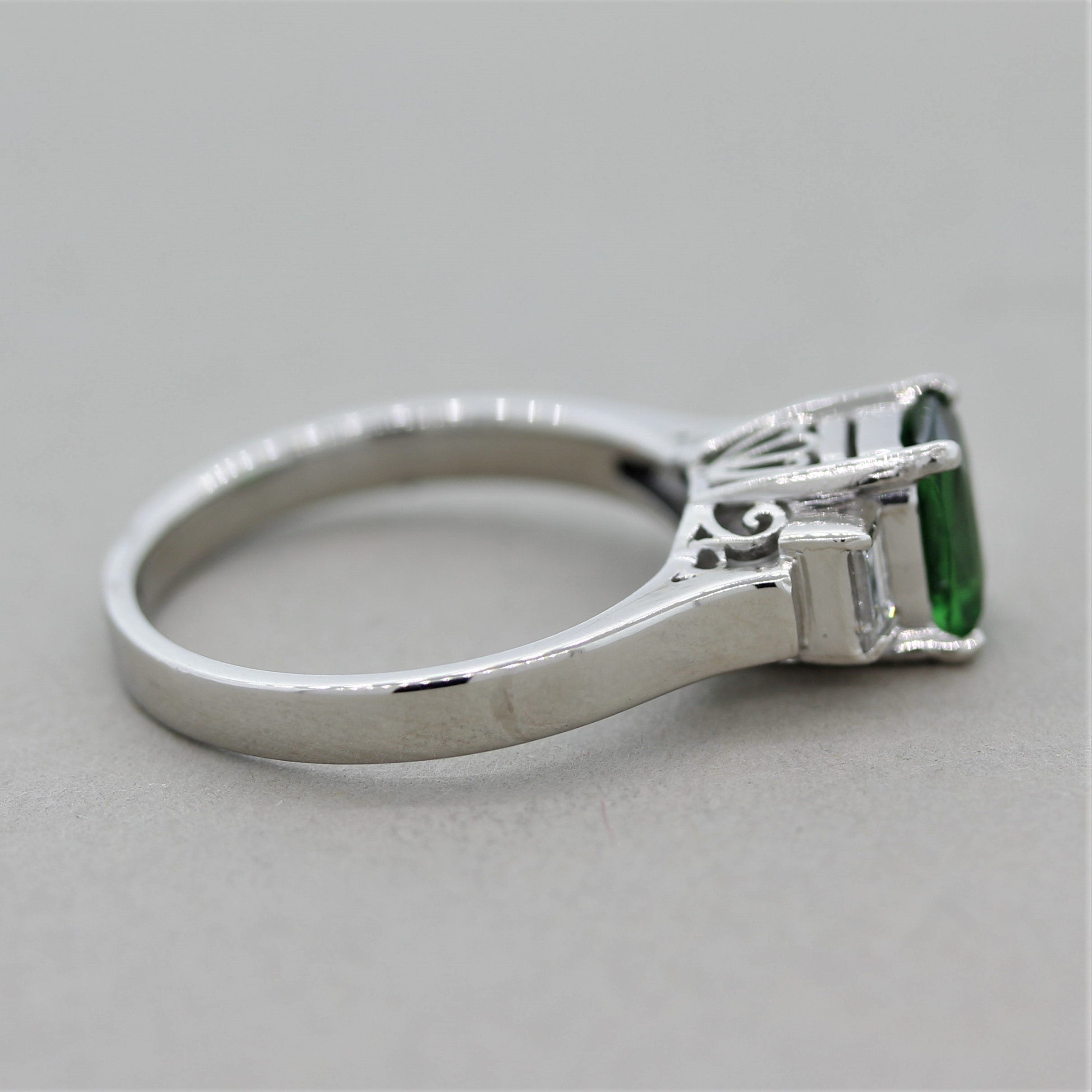 Tsavorite Diamond Platinum 3-Stone Ring