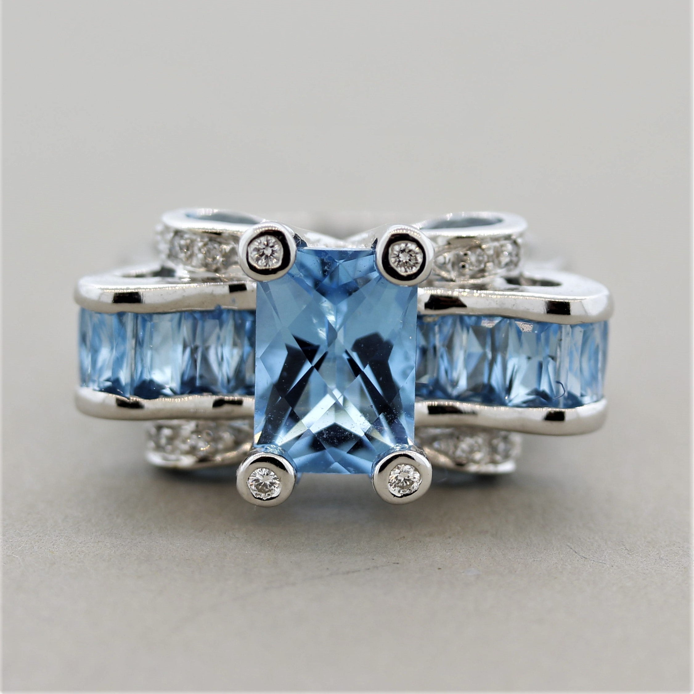 Bellarri Blue Topaz Diamond Gold Cocktail Ring