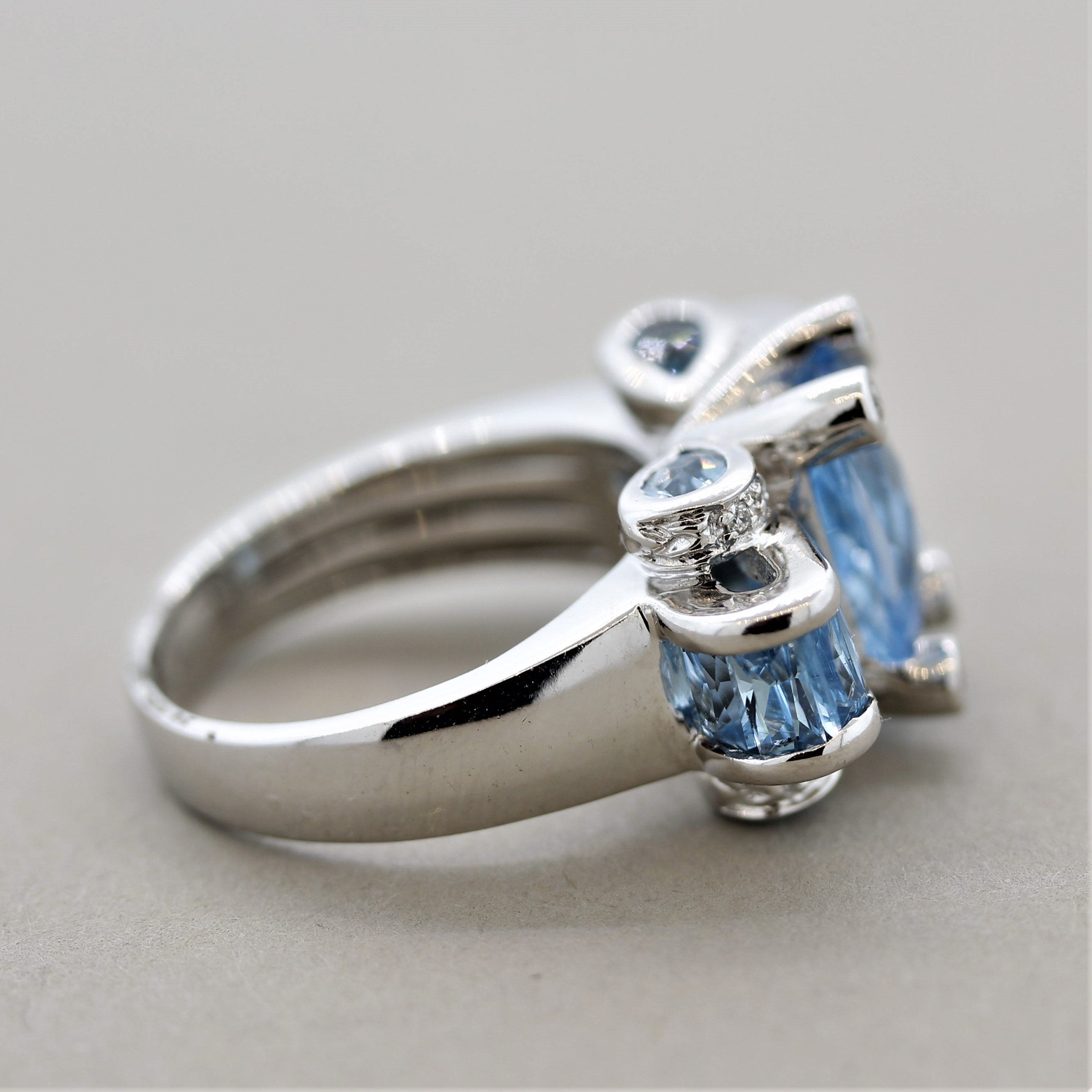 Bellarri Blue Topaz Diamond Gold Cocktail Ring