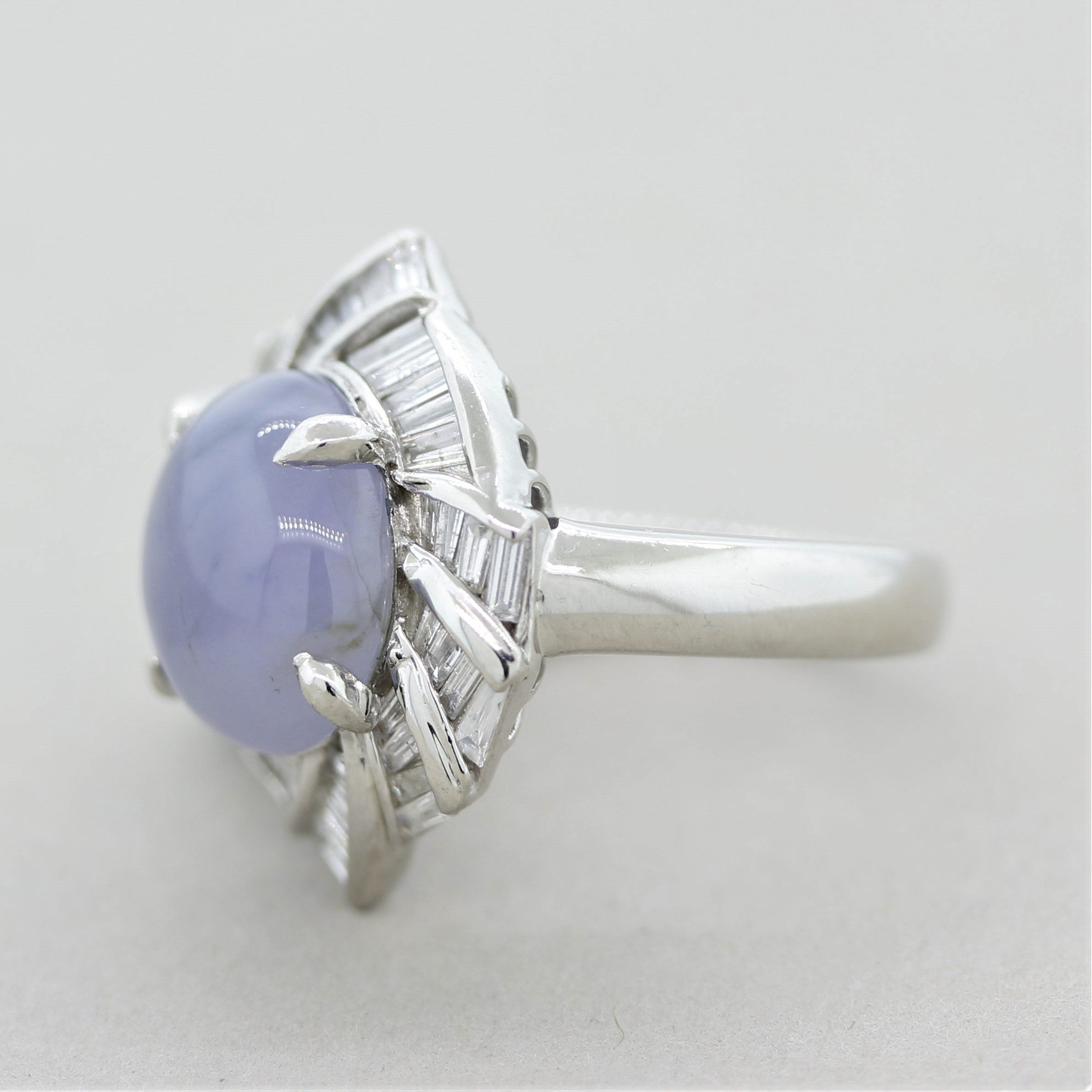 Violet-Blue Jadeite Jade Diamond Platinum Swirl Ring