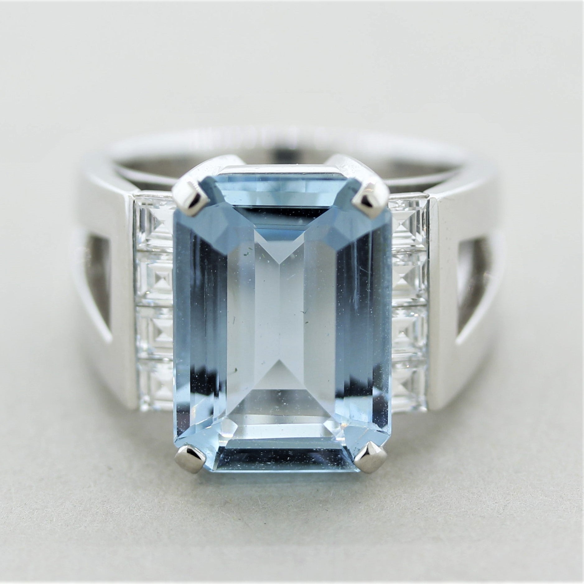 Aquamarine Diamond Platinum Ring