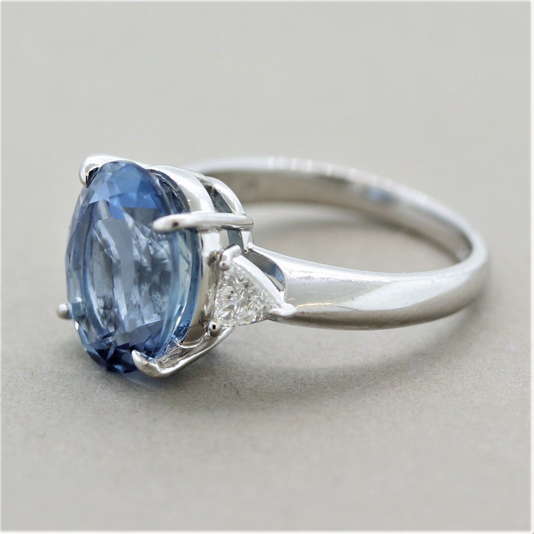 Gem Aquamarine Diamond Platinum 3-Stone Ring