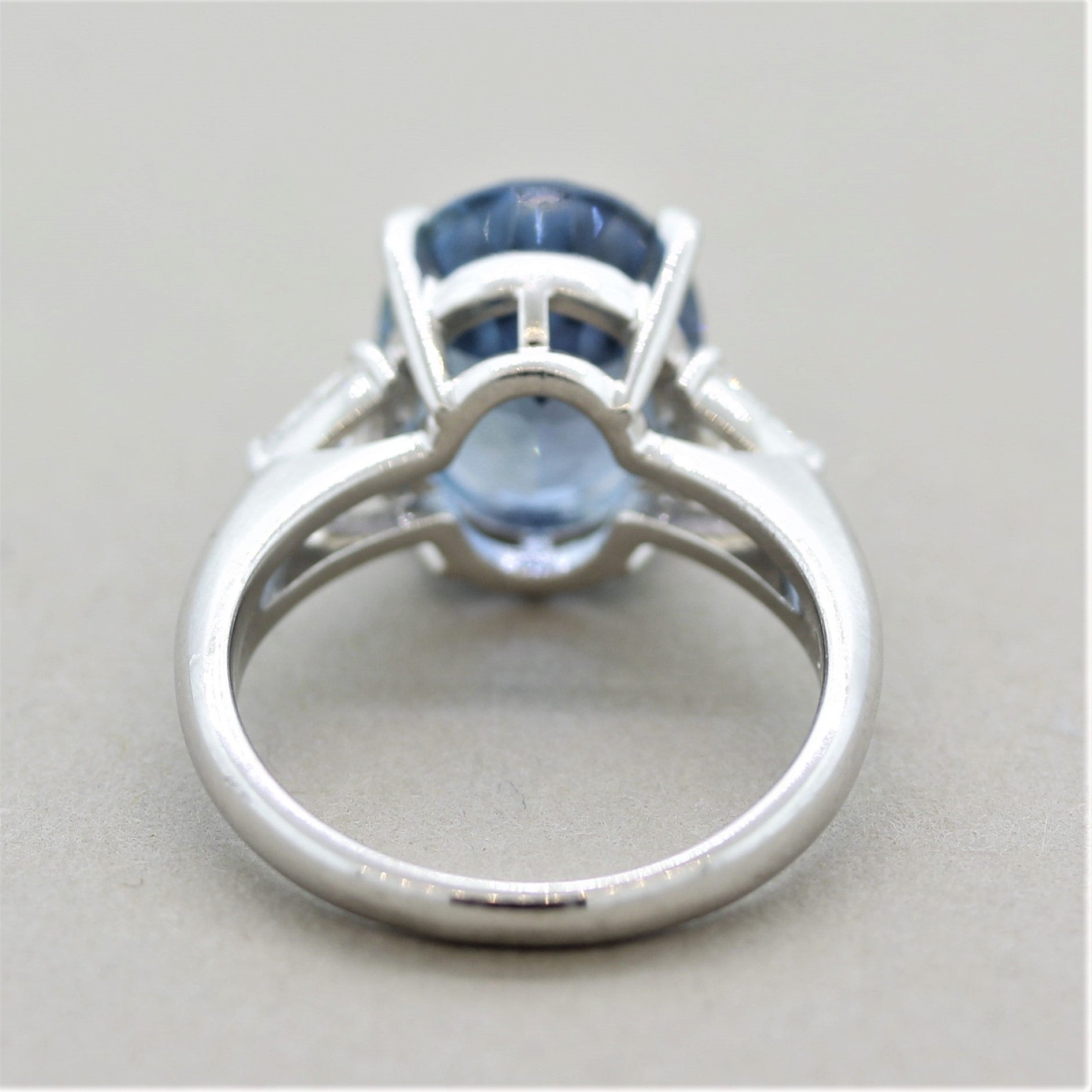 Gem Aquamarine Diamond Platinum 3-Stone Ring