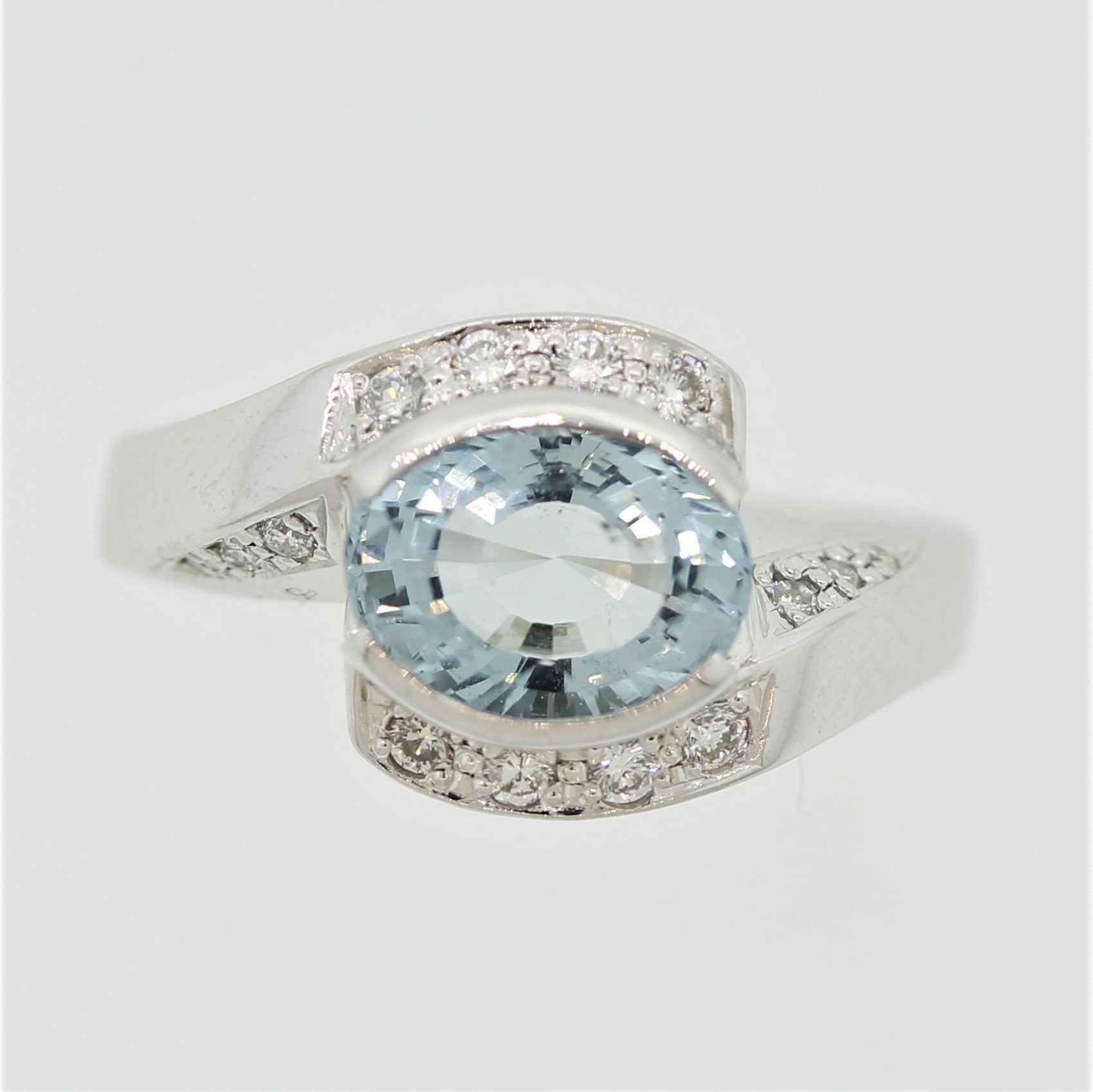 Aquamarine Diamond Platinum Ring