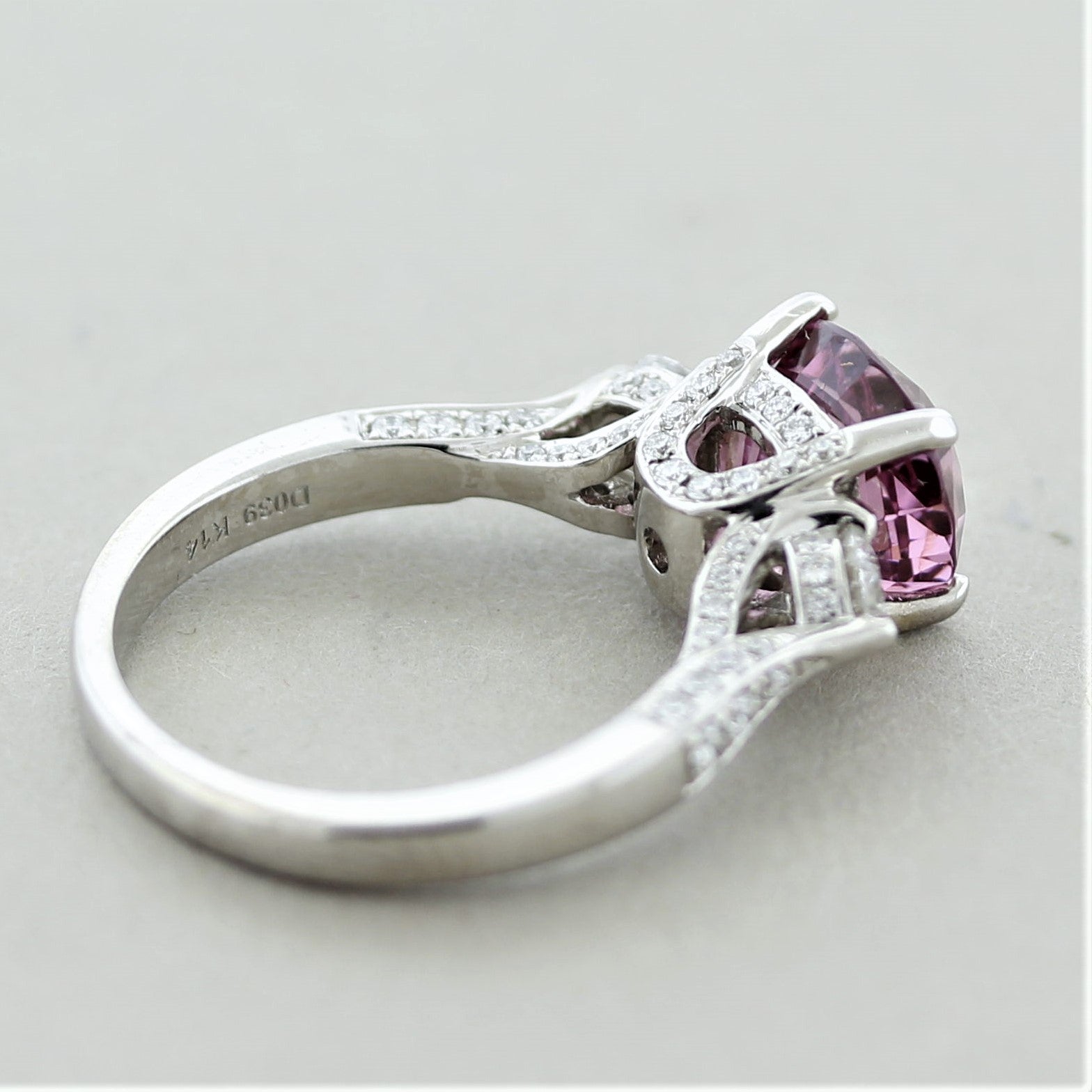 Fine Spinel Diamond Gold Ring