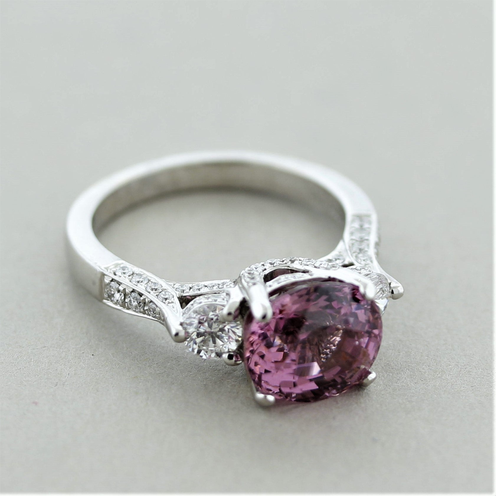 Fine Spinel Diamond Gold Ring