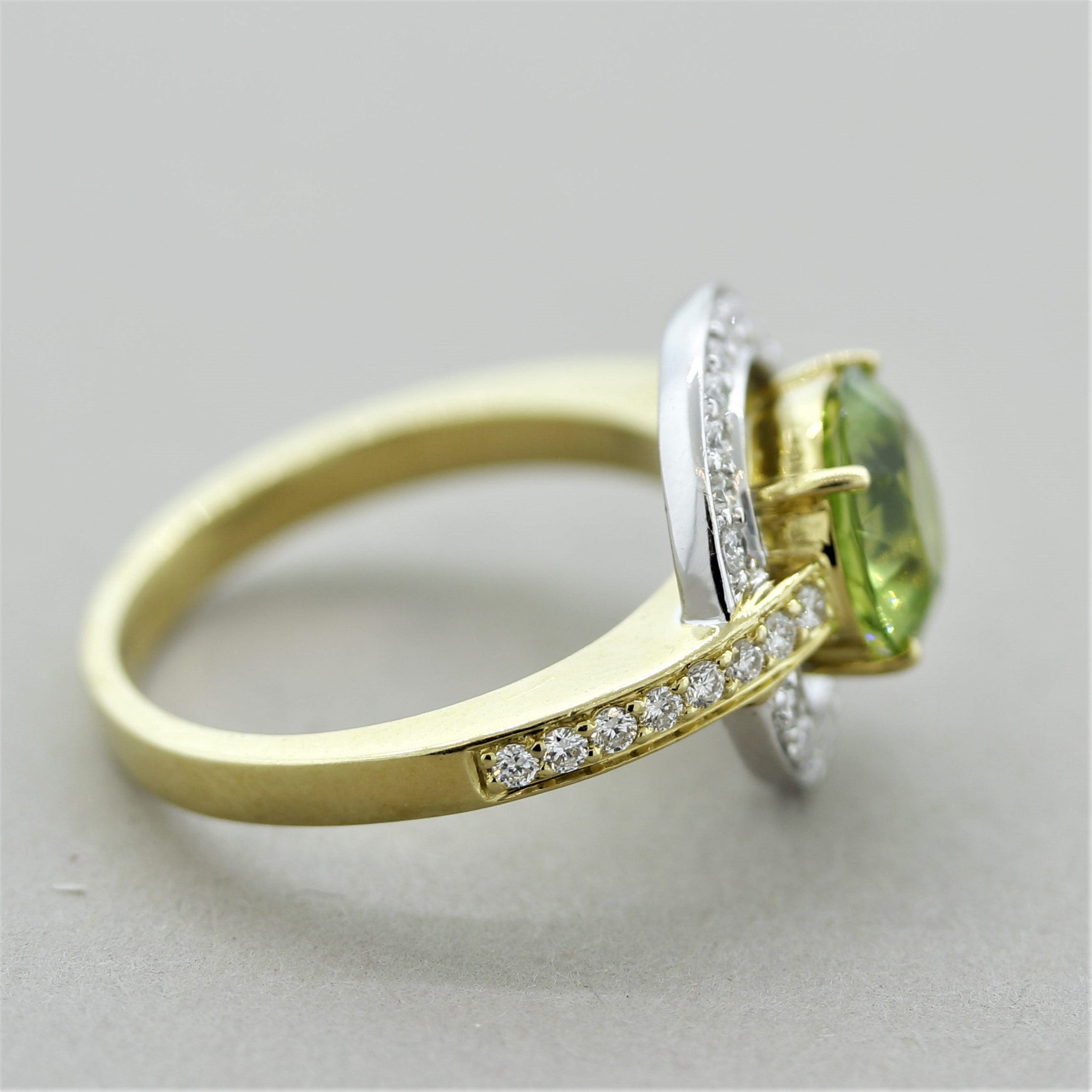 Peridot Diamond Gold Two-Tone Ring