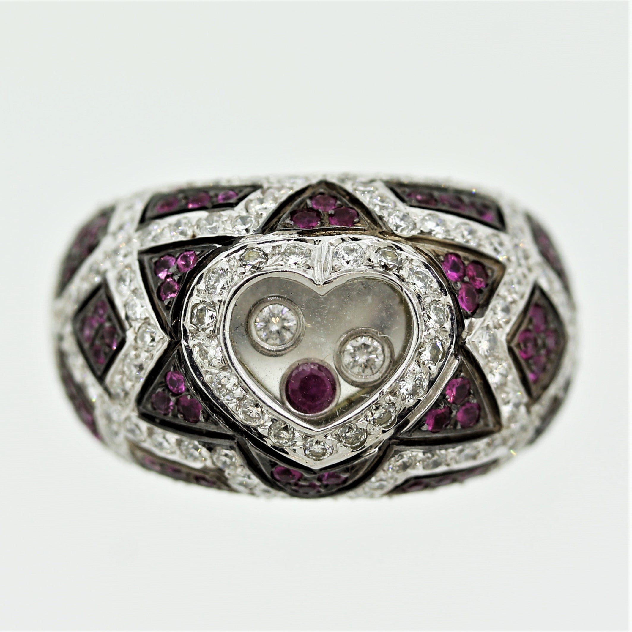 Dancing Diamond & Ruby Gold Heart Ring