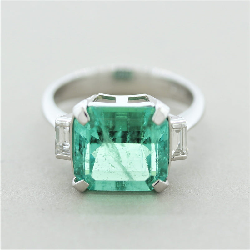 5.43 Carat Colombian Emerald Diamond Platinum Ring, GIA Certified