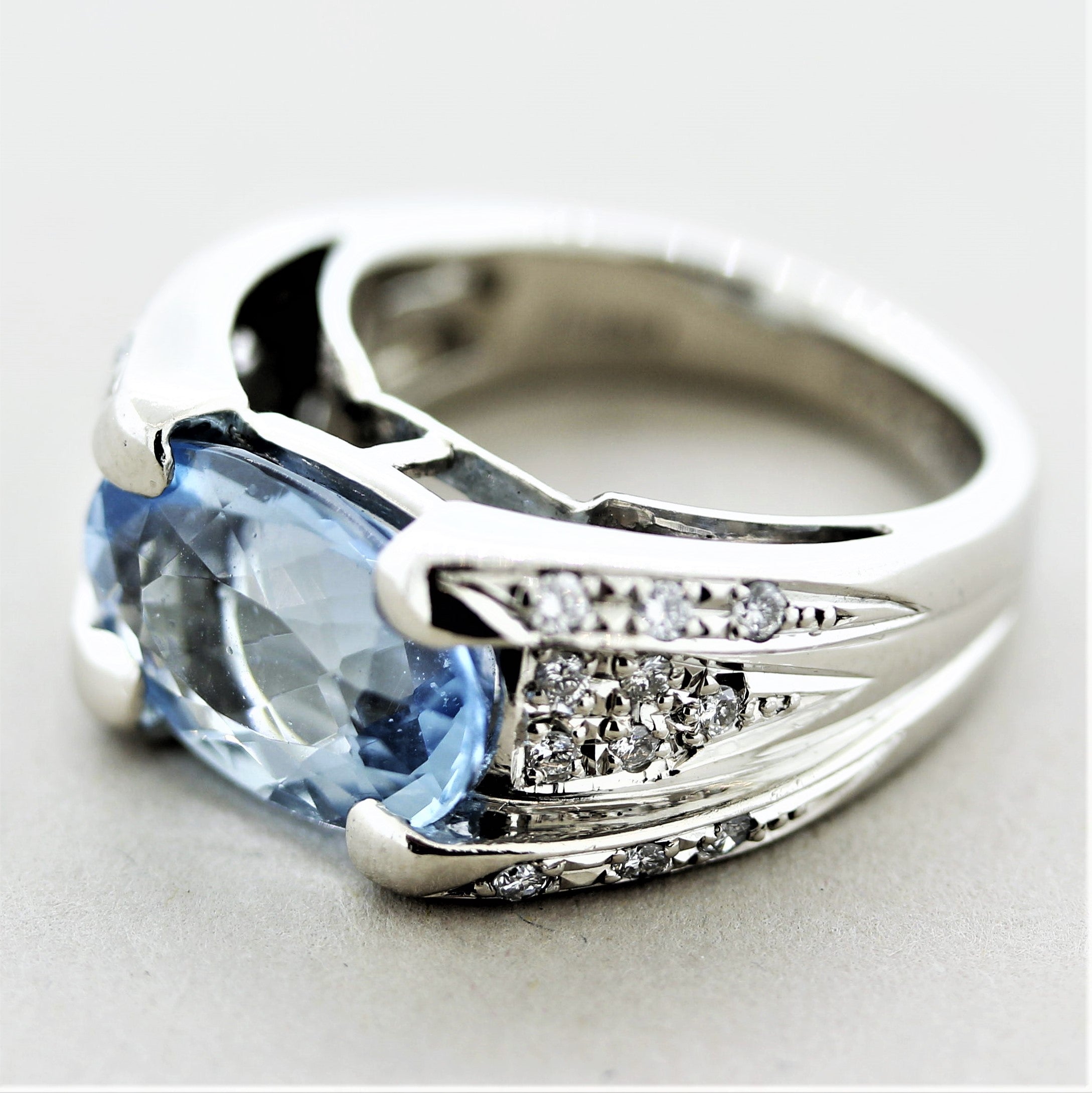 Aquamarine Diamond Platinum Ring