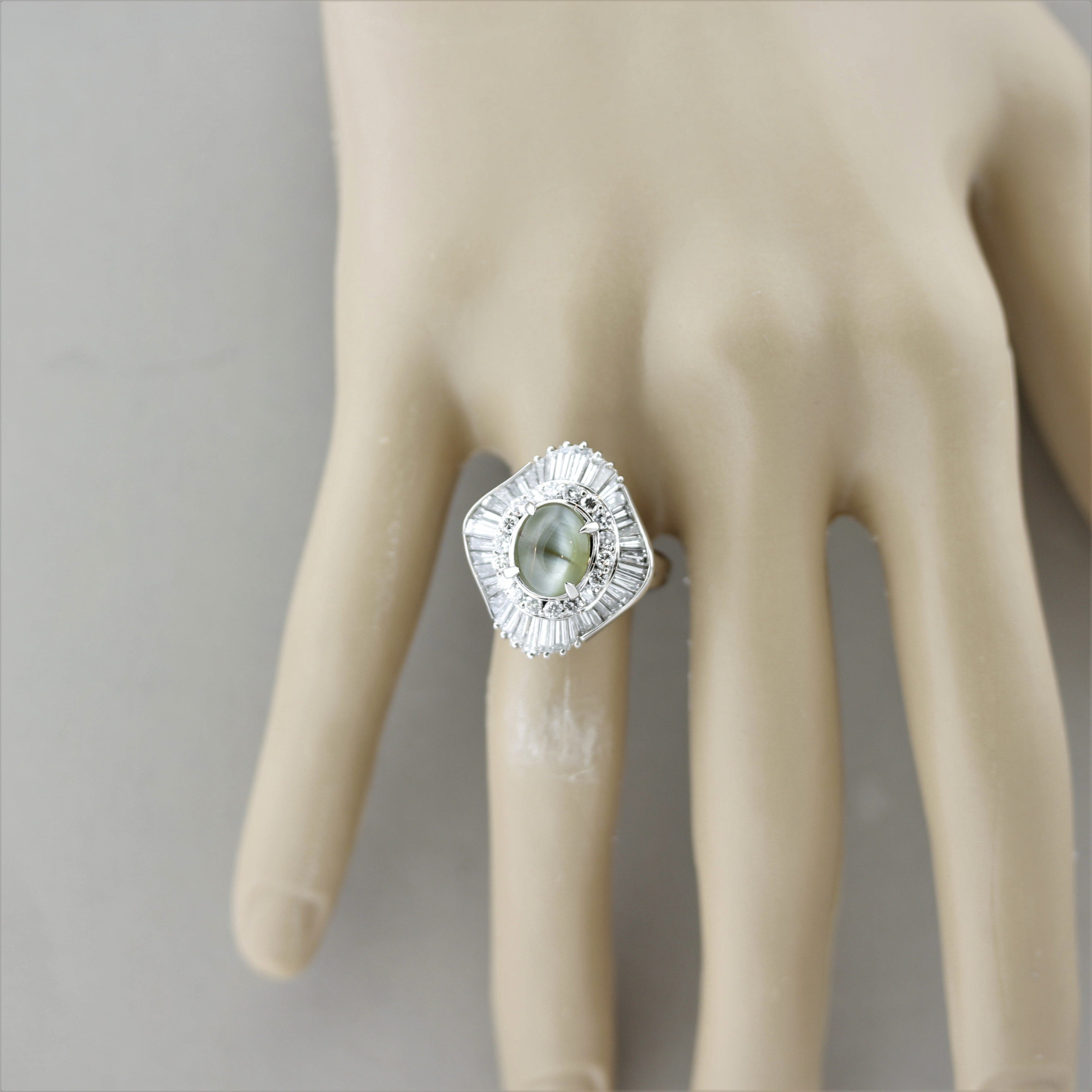 Cats Eye Chrysoberyl Diamond Platinum Ring