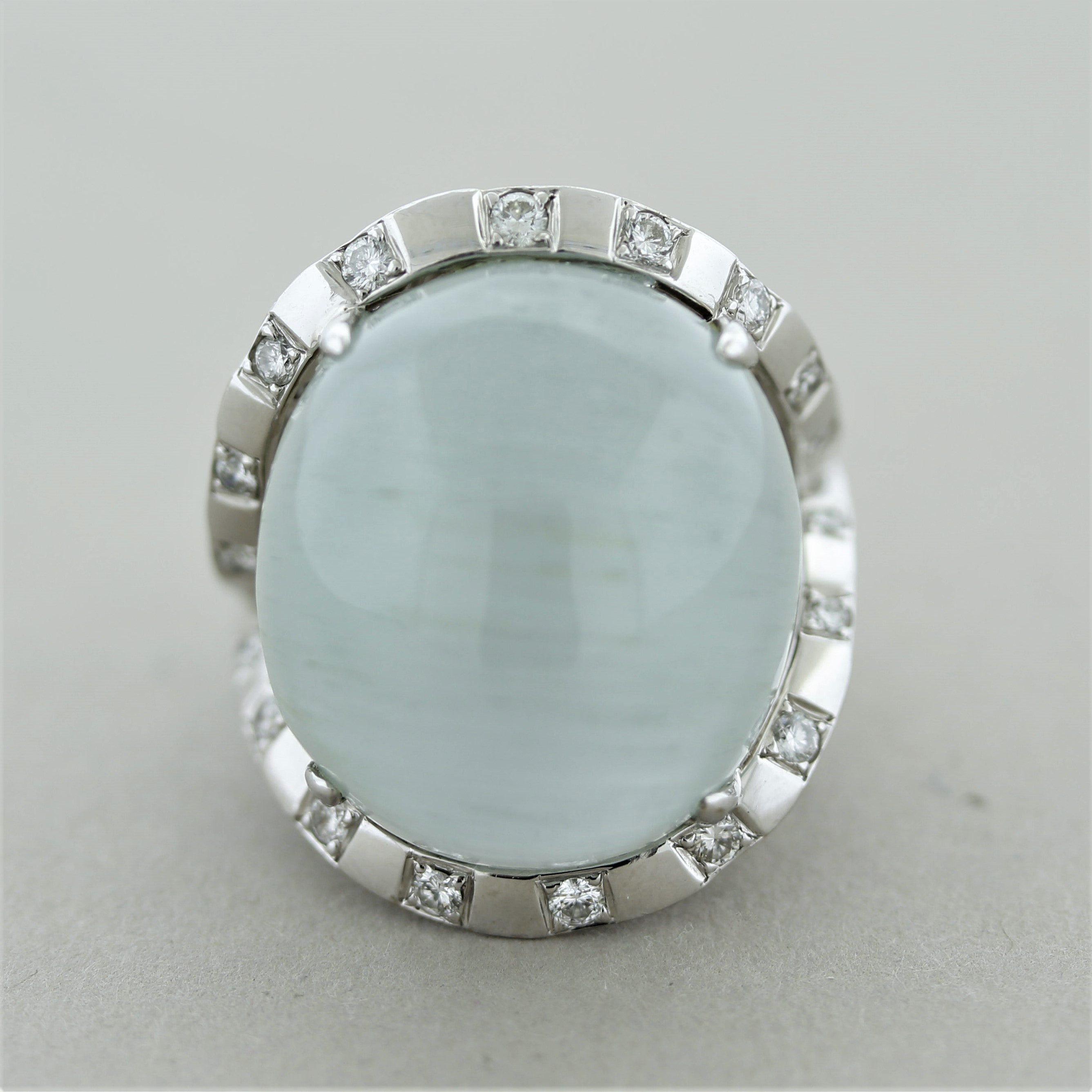 Rare Cat’s Eye Aquamarine Diamond Gold Cocktail Ring