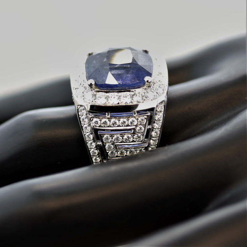 Fine Blue Sapphire Diamond Gold Ring, SSEF, GIA & Lotus Certified