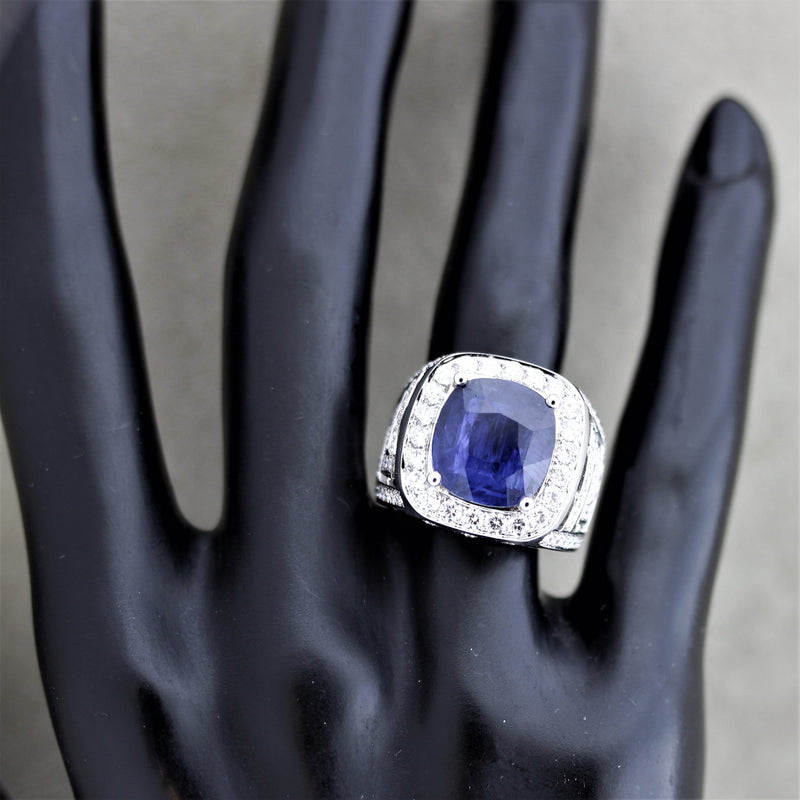 Fine Blue Sapphire Diamond Gold Ring, SSEF, GIA & Lotus Certified