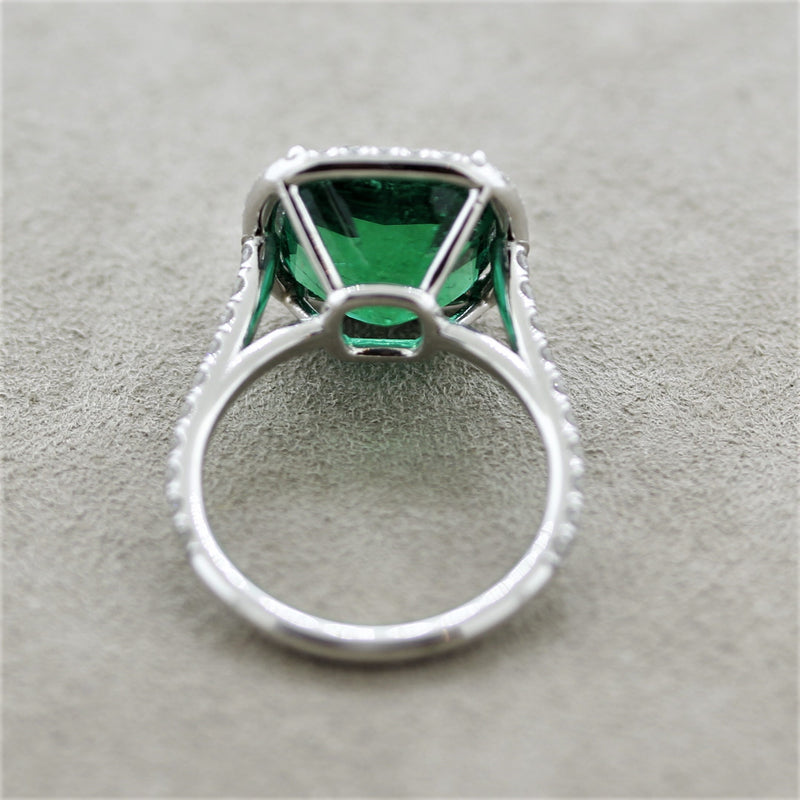 Spectacular Emerald Diamond Platinum Ring, AGL Certified