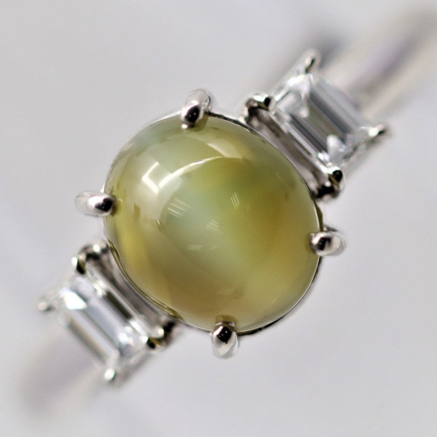 Fine Cats-Eye Chrysoberyl “Milk & Honey” Diamond Platinum Ring