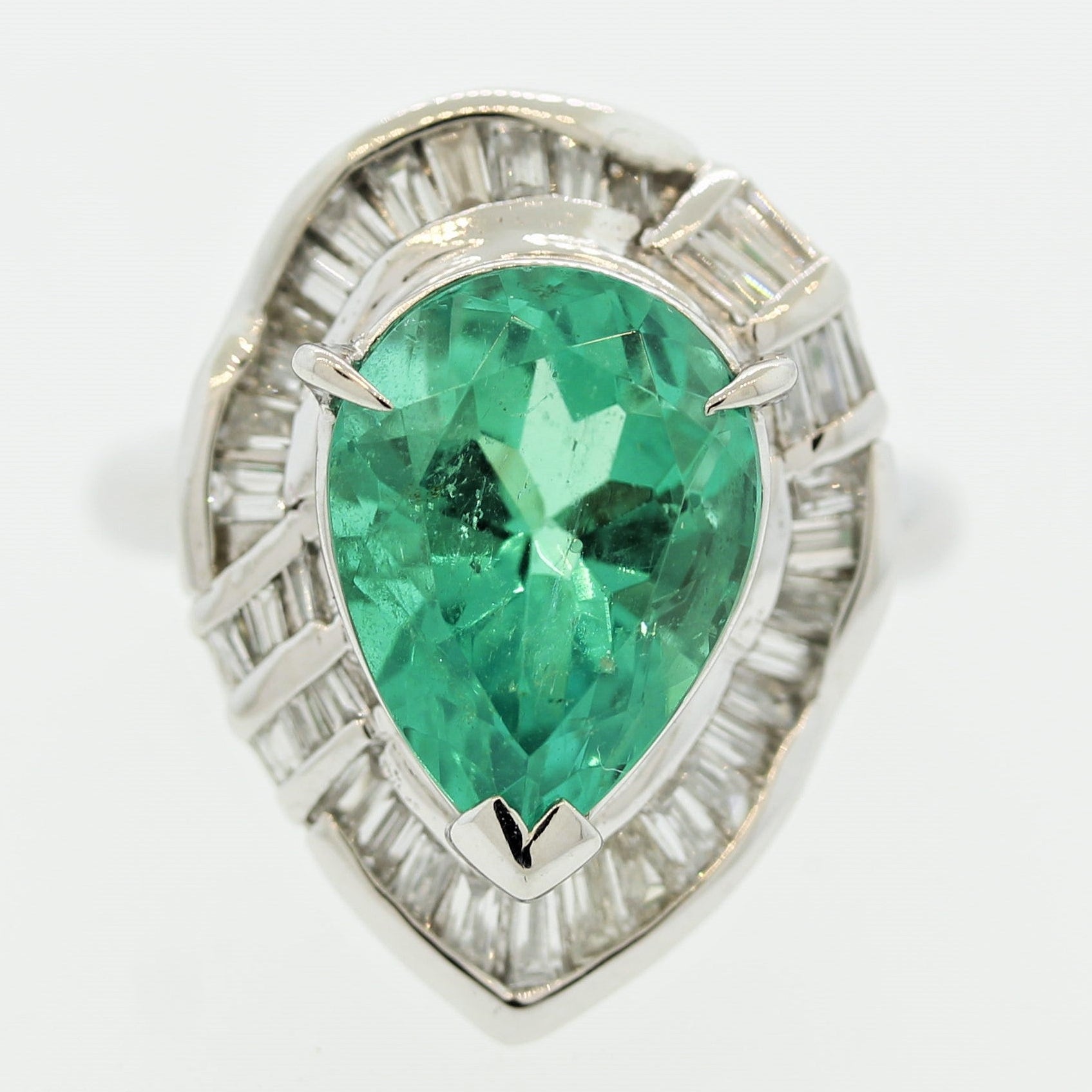 Fine Colombian Emerald Diamond Platinum Ring, GIA Certified
