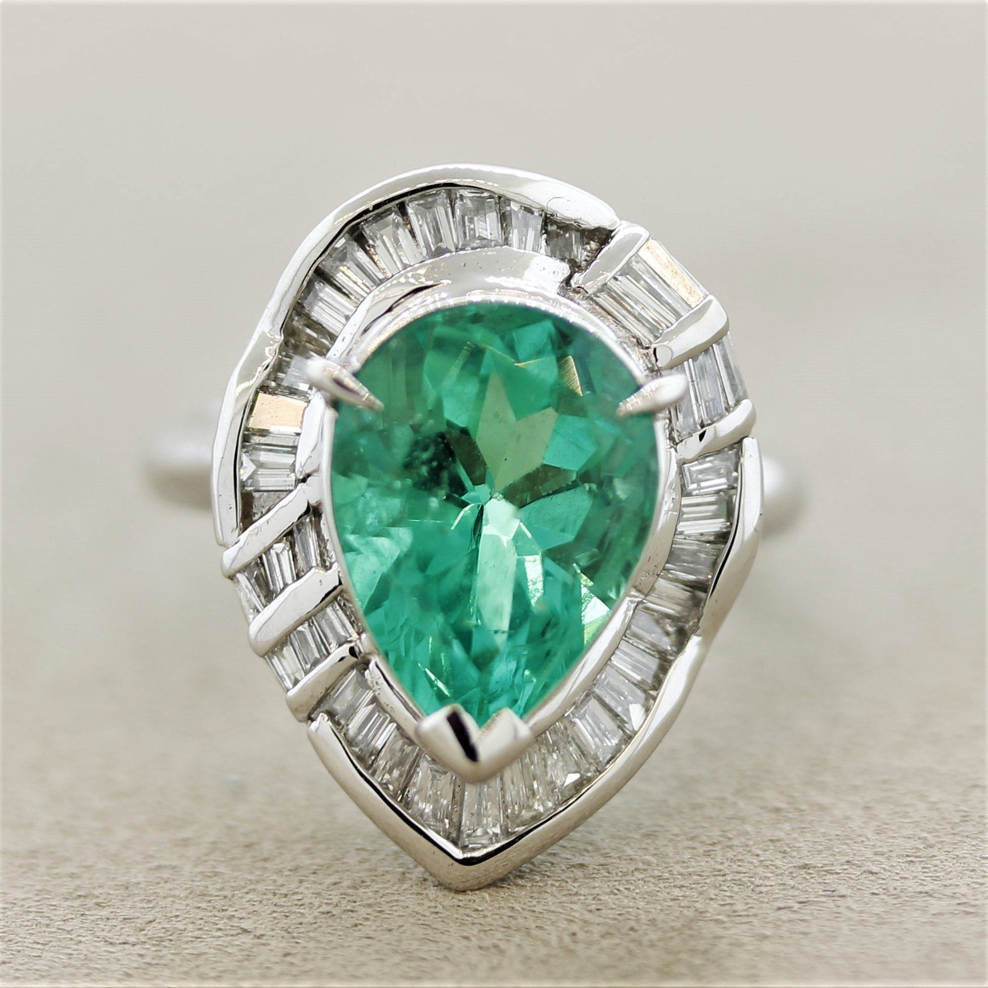 Fine Colombian Emerald Diamond Platinum Ring, GIA Certified