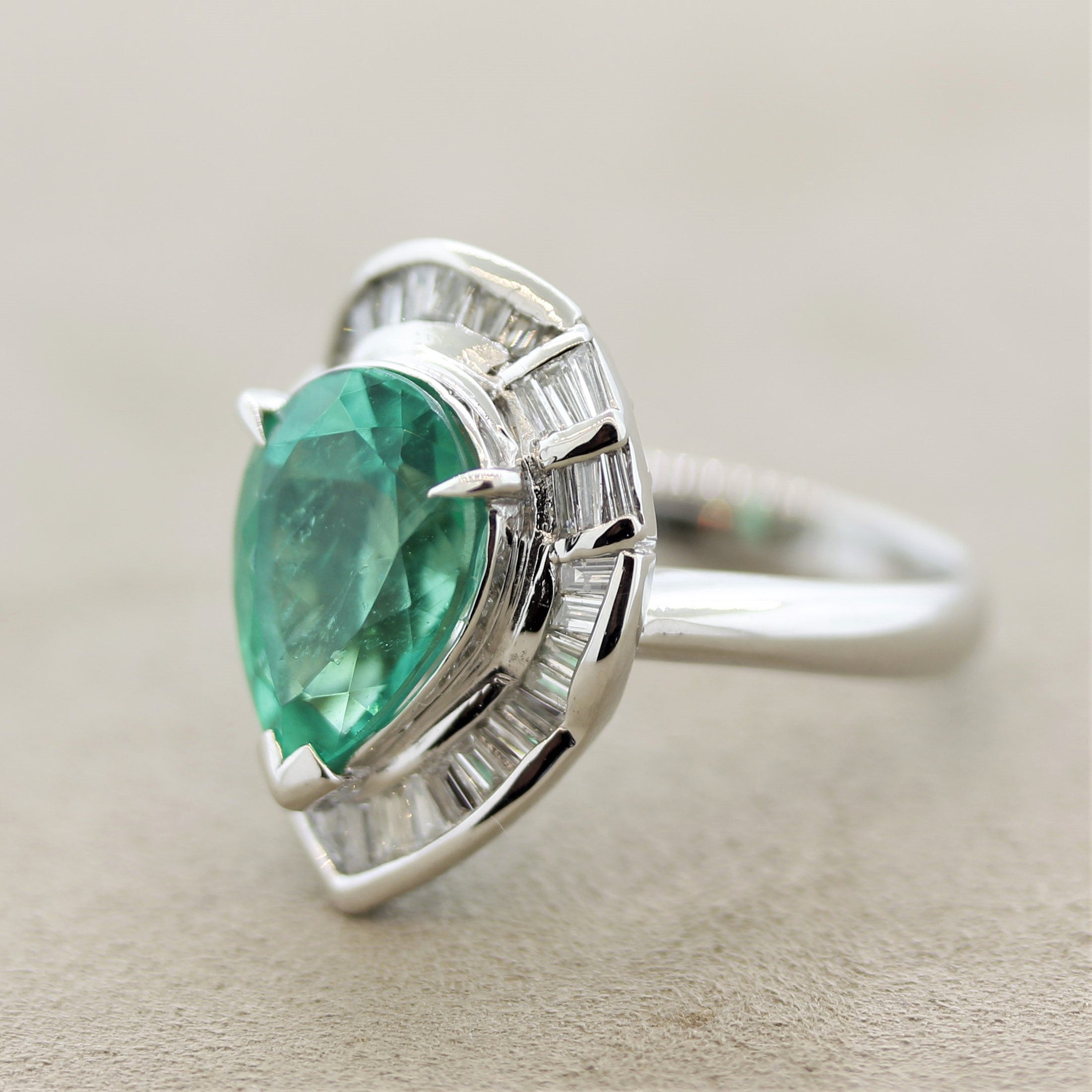 Fine Colombian Emerald Diamond Platinum Ring, GIA Certified