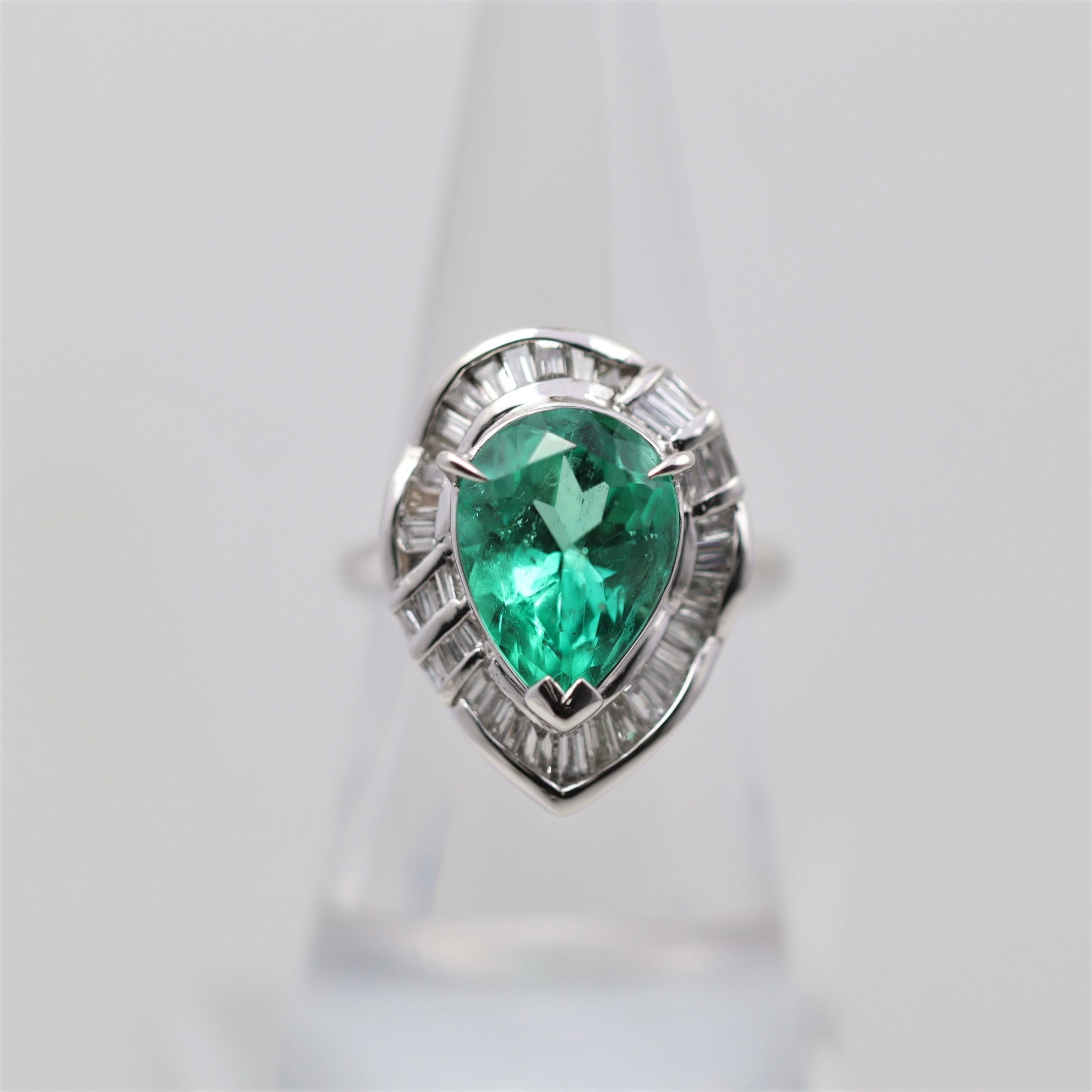 Fine Colombian Emerald Diamond Platinum Ring, GIA Certified