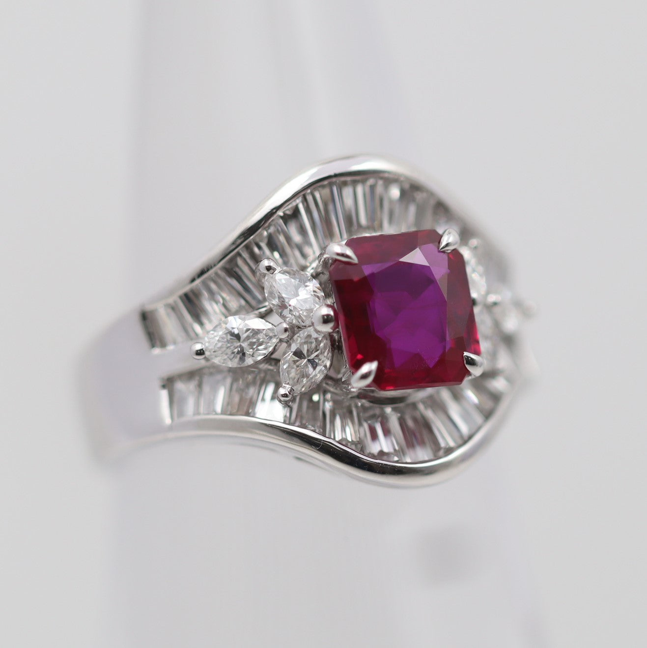 Fine Burmese Ruby Diamond Platinum Ring, GRS Certified