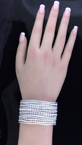 32.76 Carat Diamond 18k White Gold Cuff Bracelet